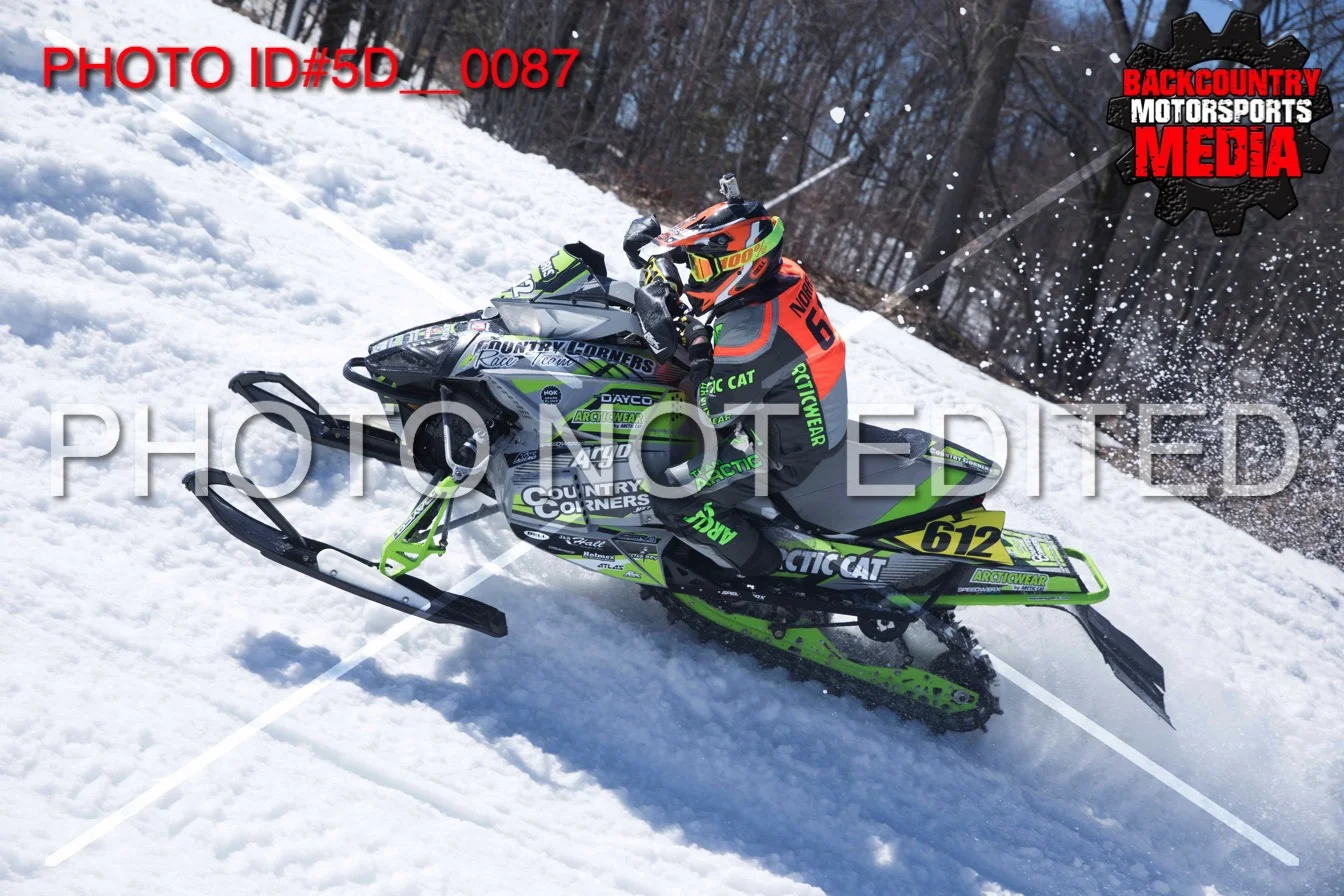 5D__0087.jpg