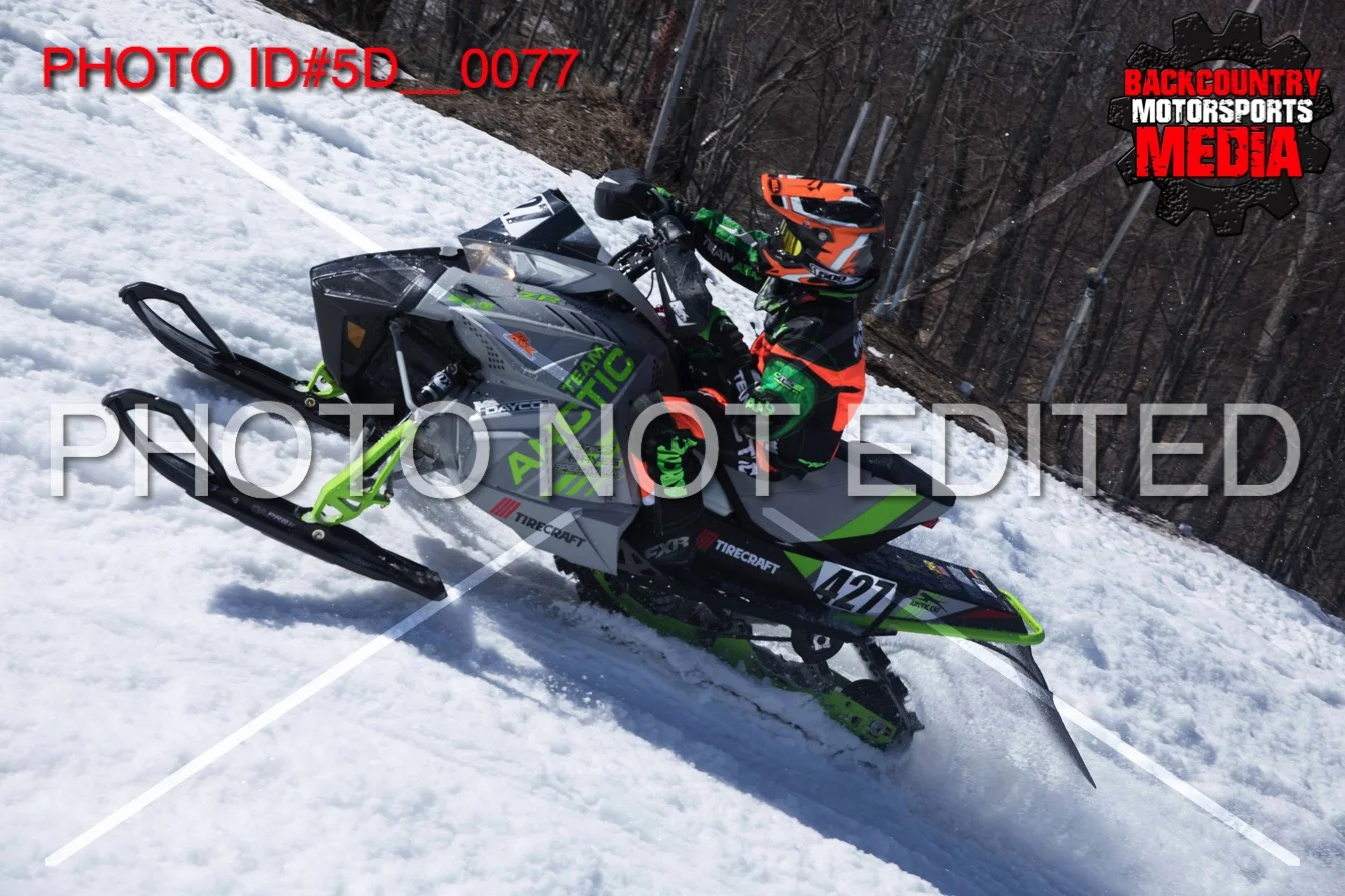5D__0077.jpg
