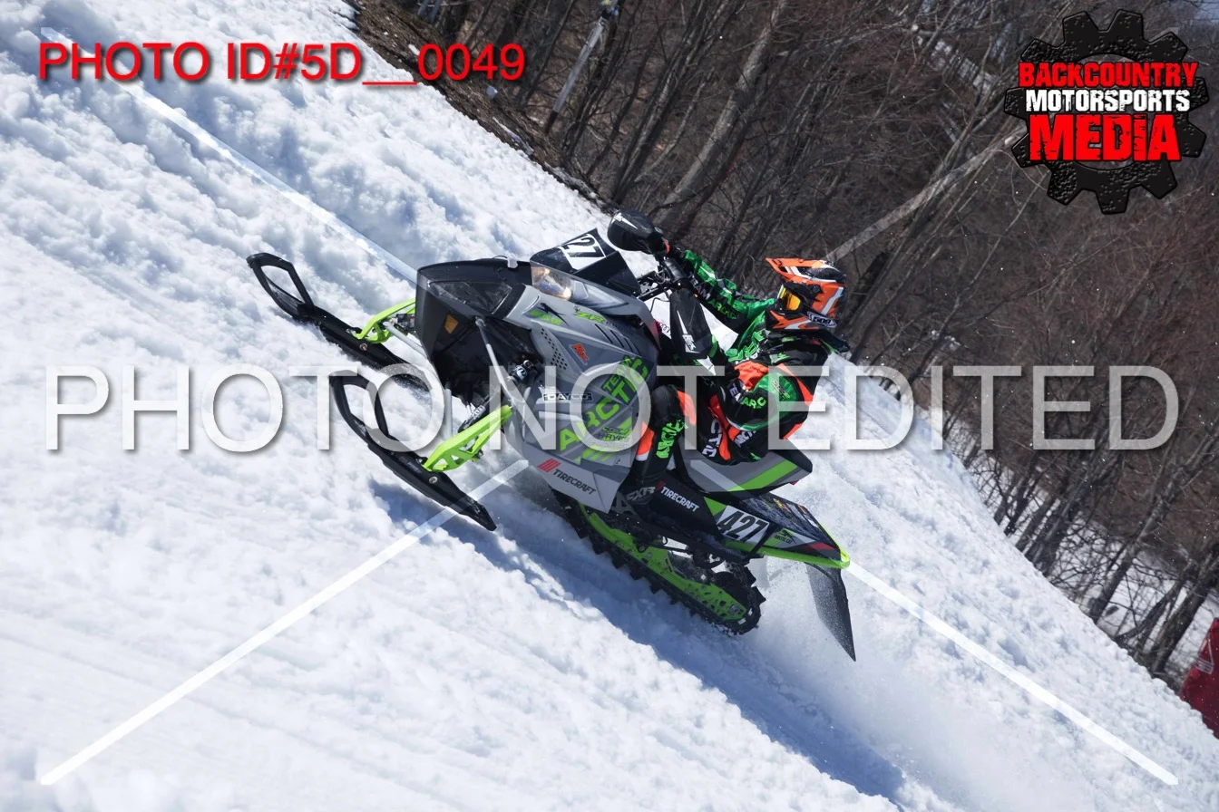 5D__0049.jpg