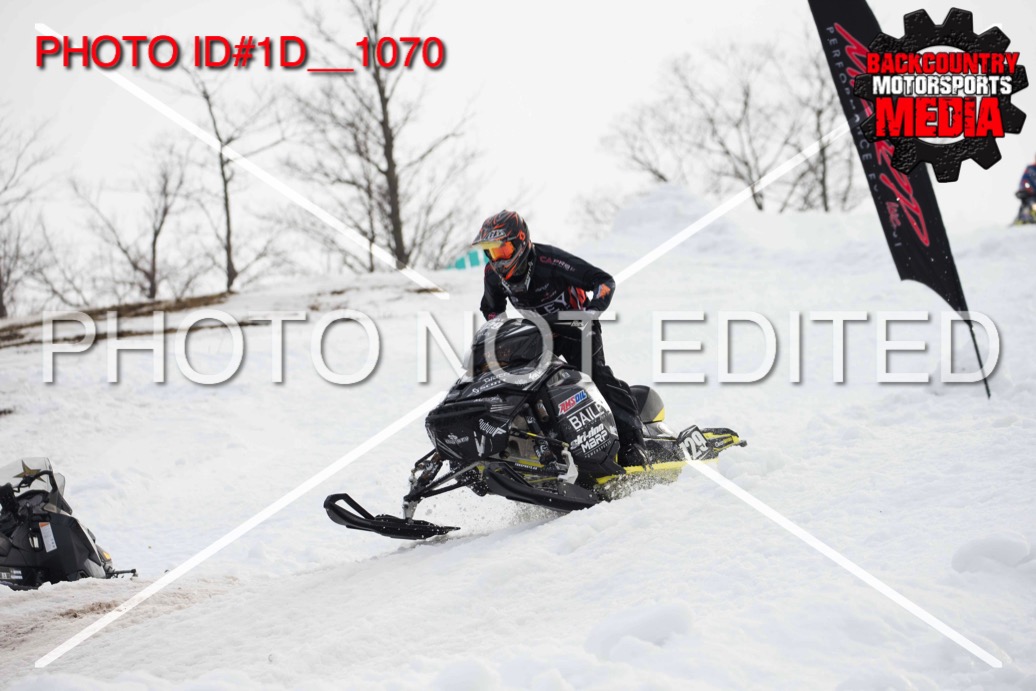 1D__1070.jpg