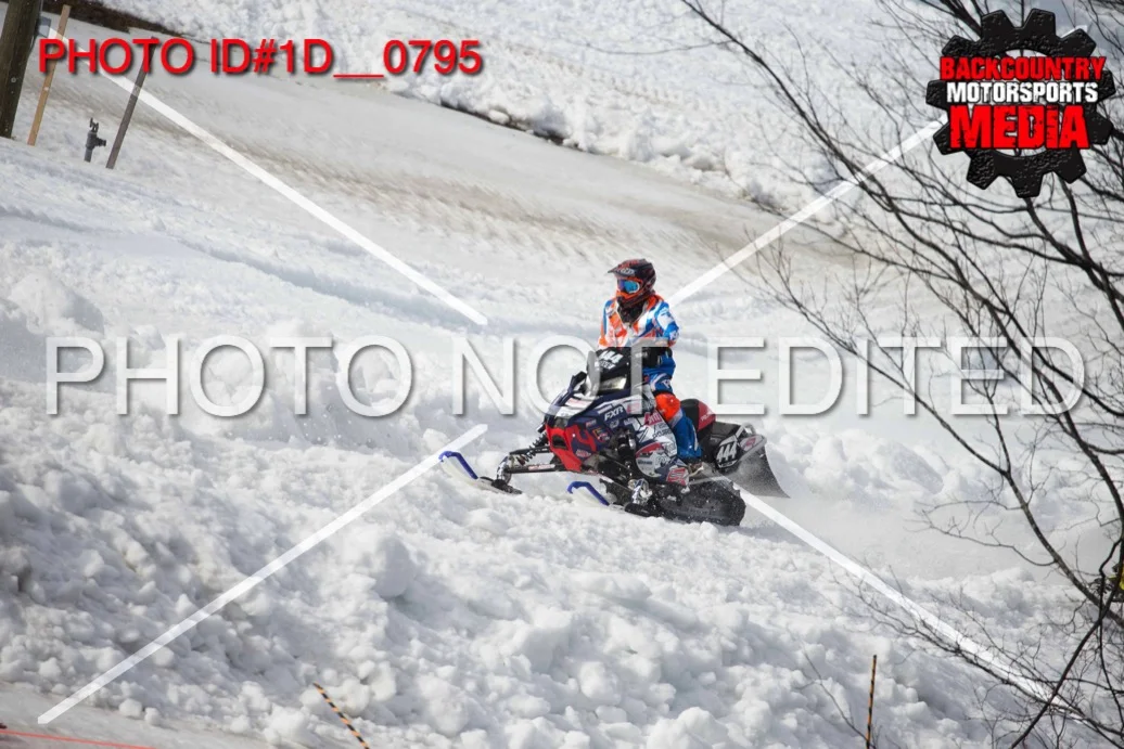 1D__0795.jpg