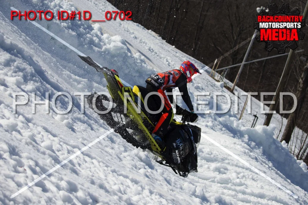 1D__0702.jpg