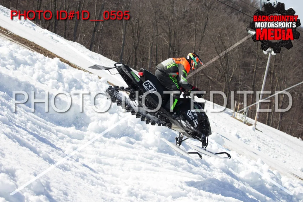 1D__0595.jpg
