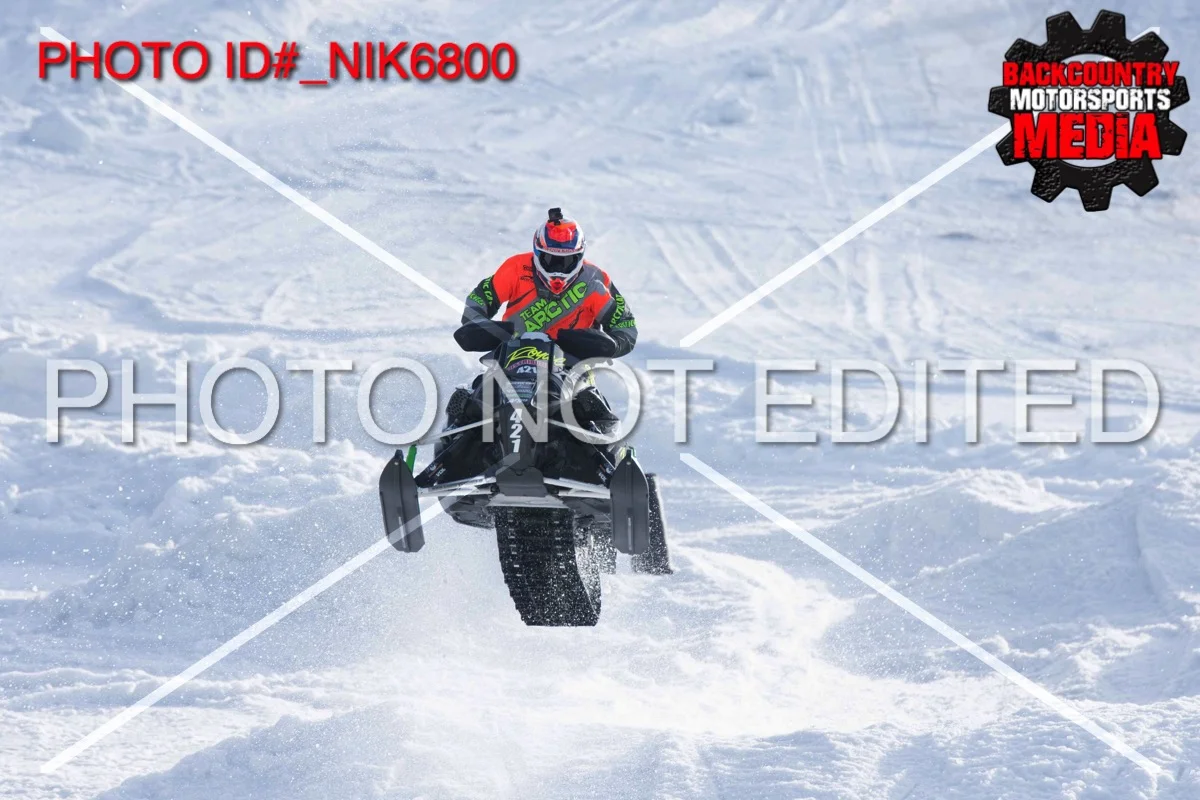 _NIK6800.jpg