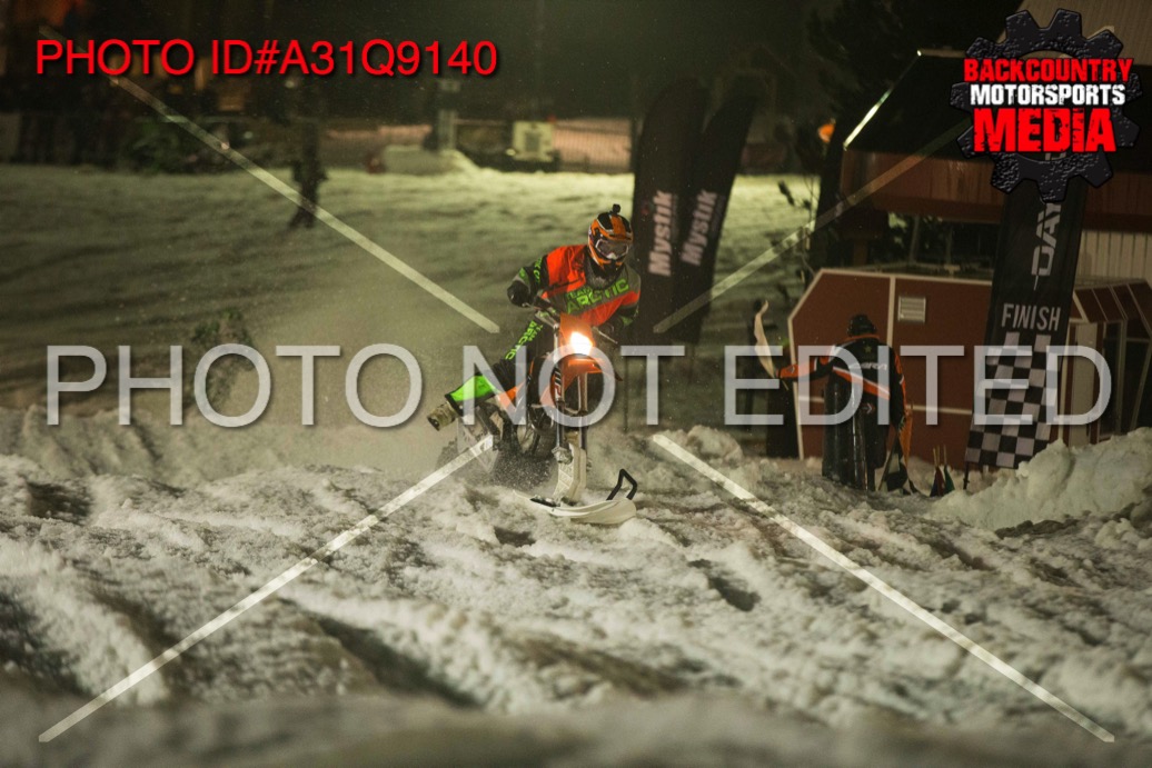 A31Q9140.jpg