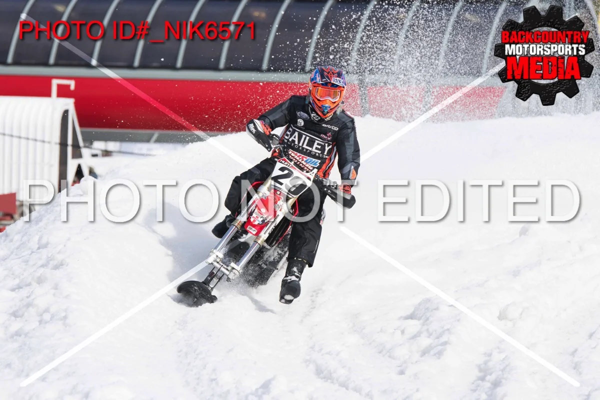 _NIK6571.jpg