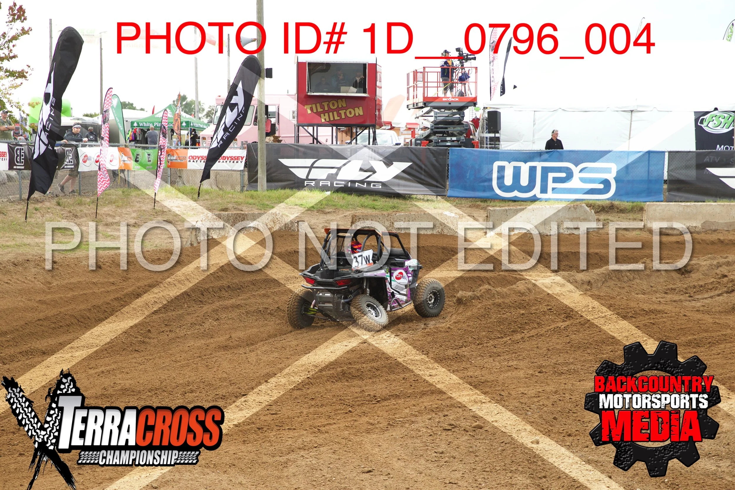 1D__0796.jpg