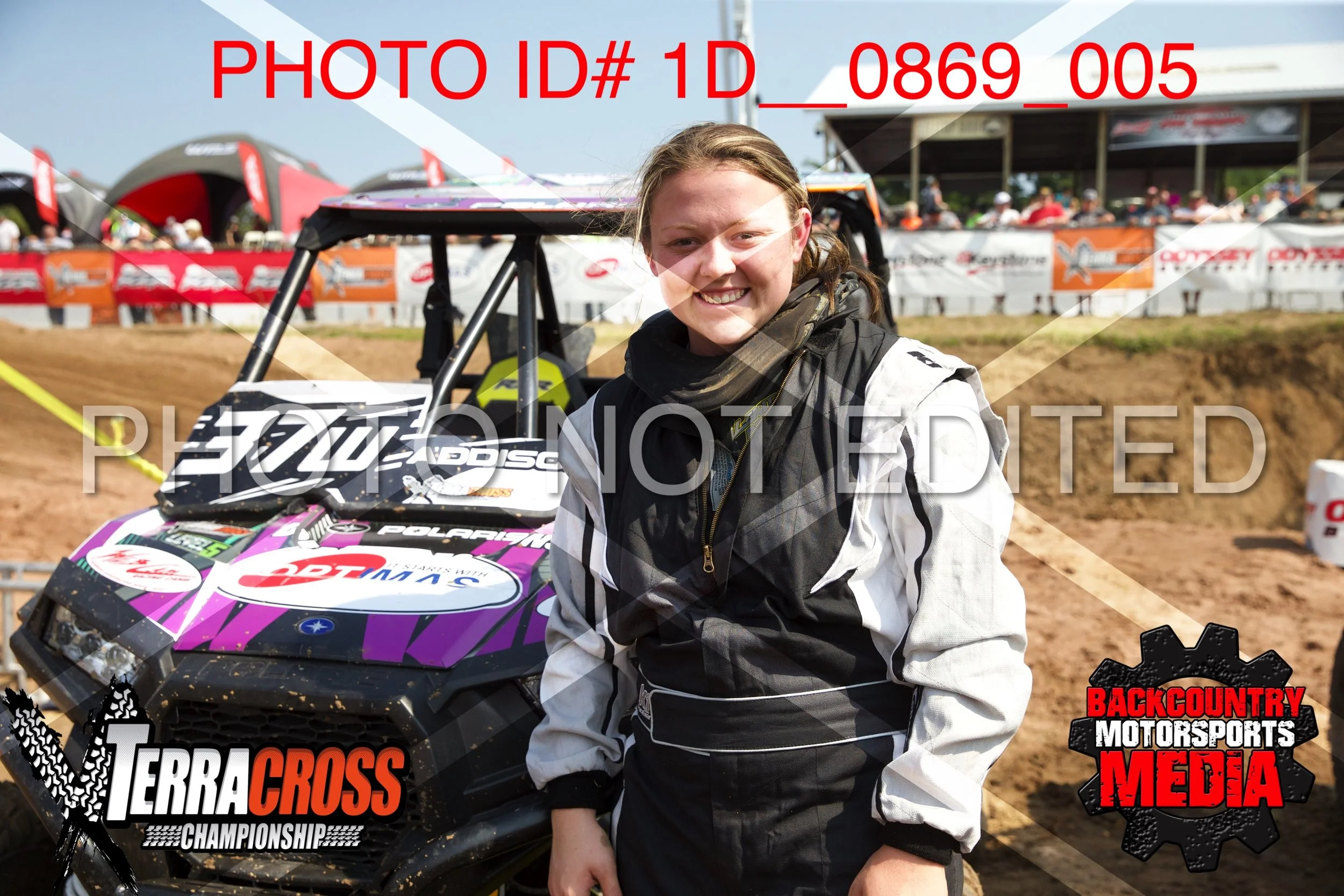 1D__0869.jpg