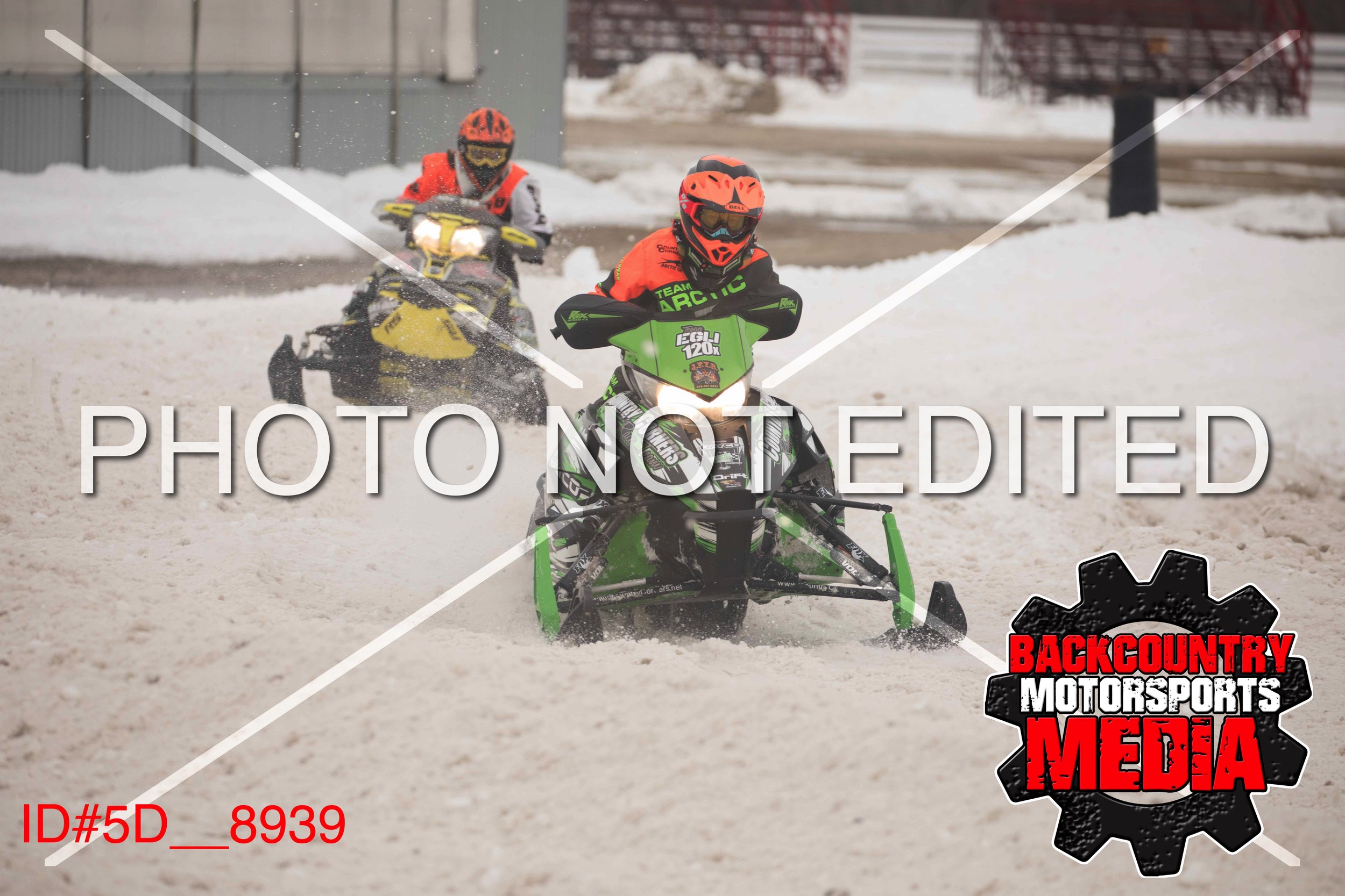 5D__8939.jpg