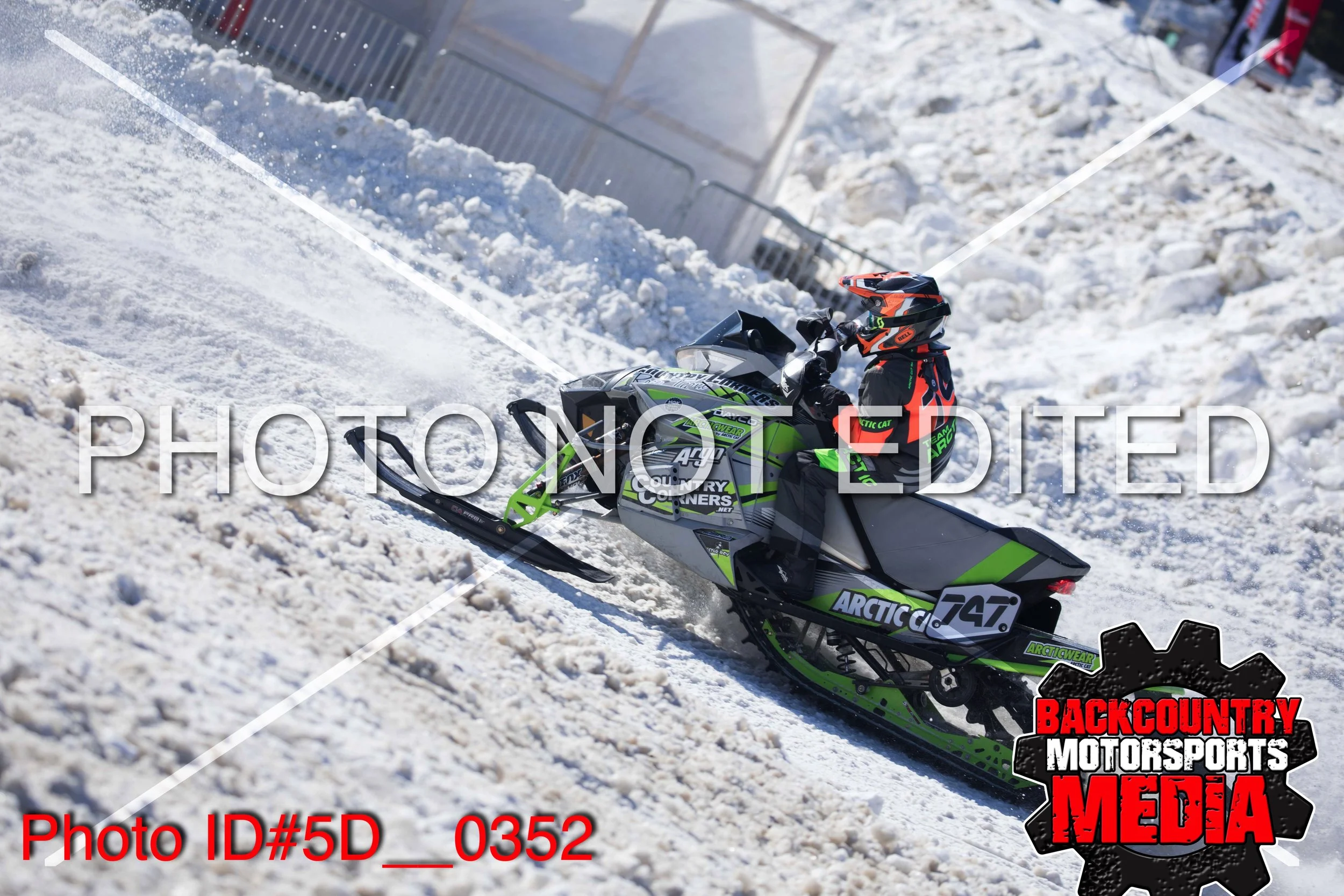 5D__0352.jpg