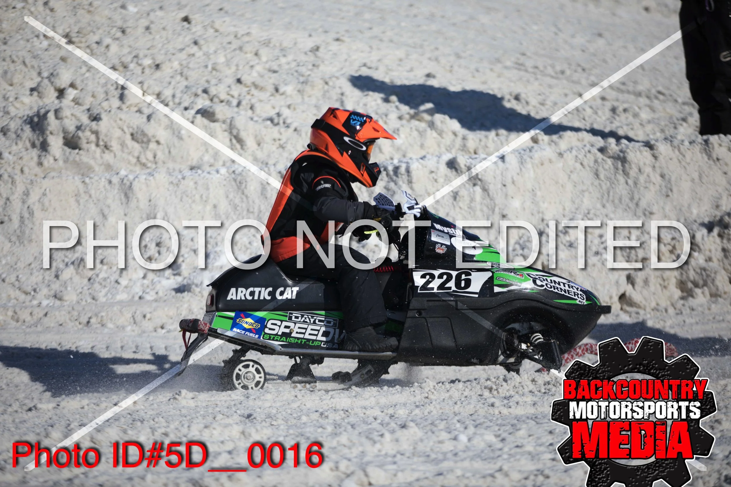 5D__0016.jpg