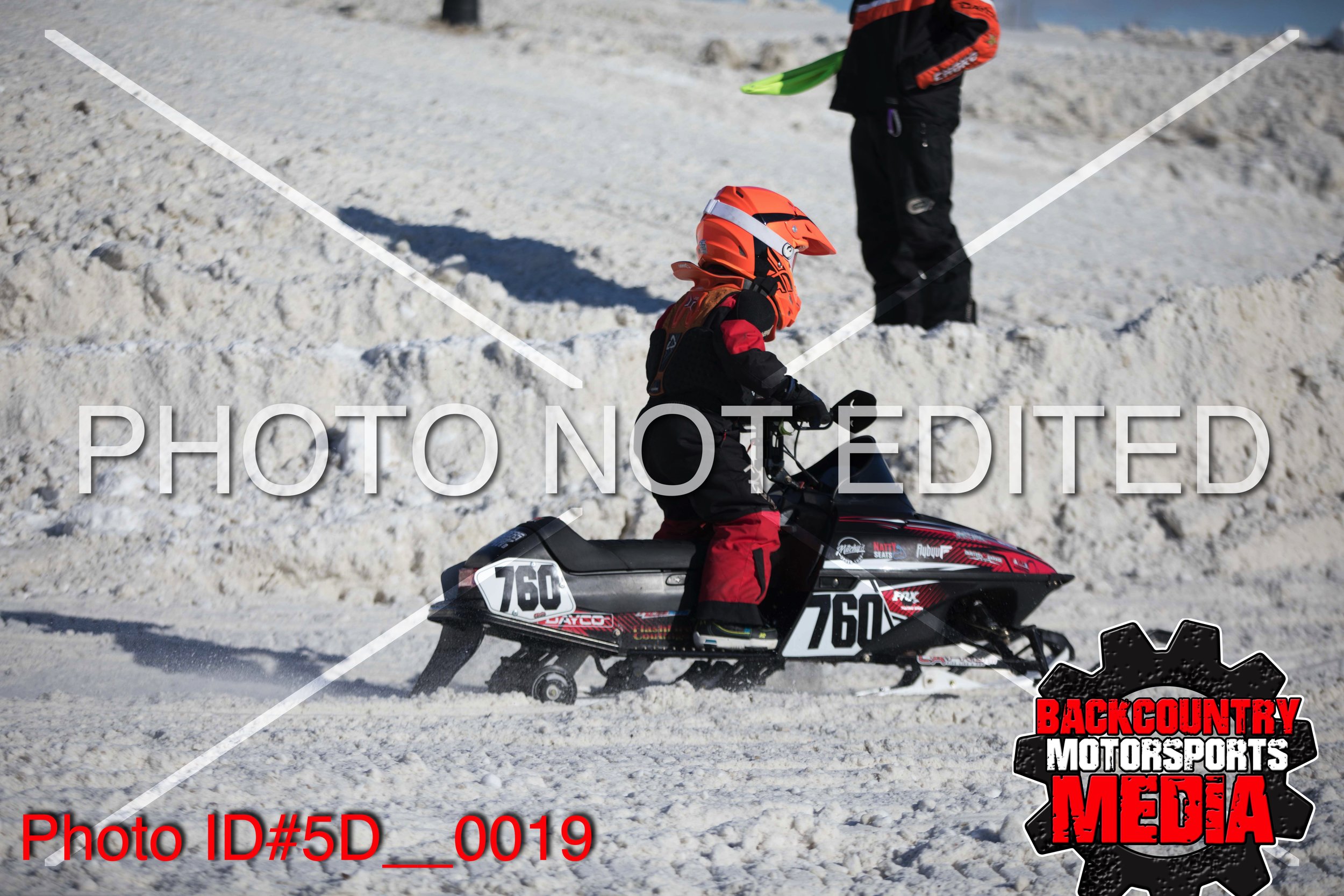 5D__0019.jpg