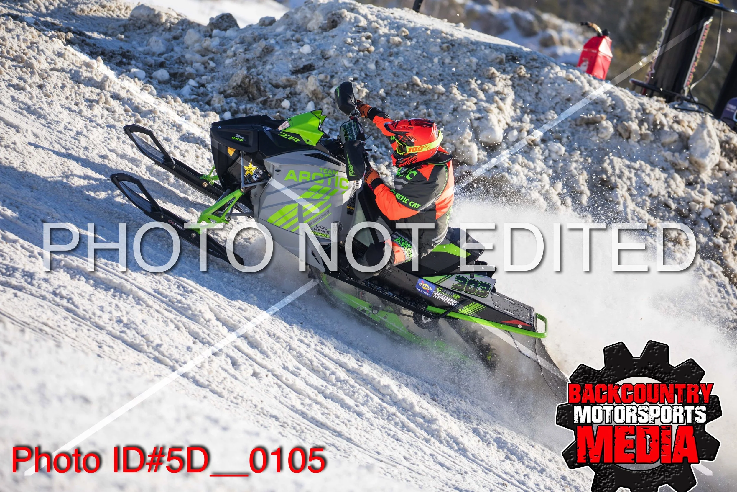 5D__0105.jpg