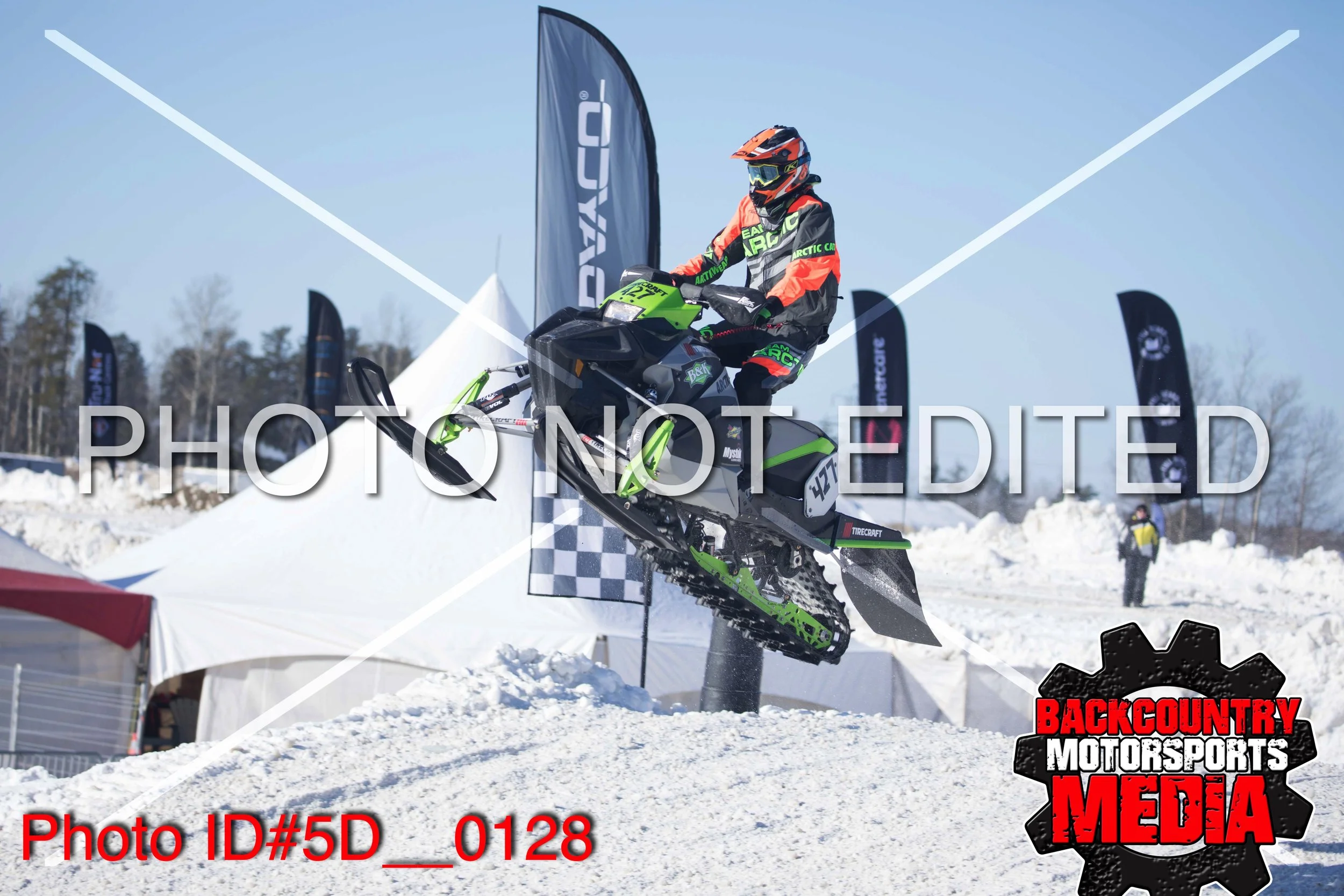 5D__0128.jpg