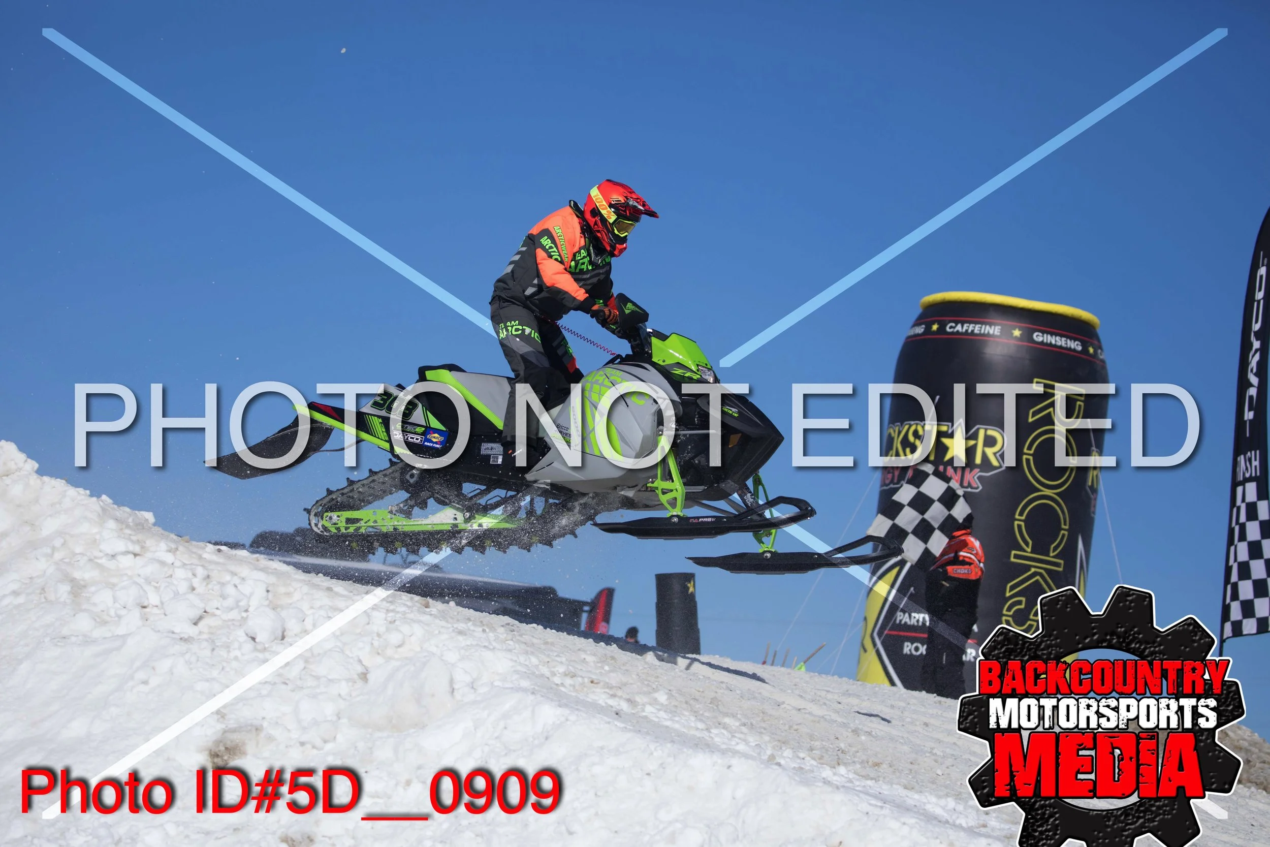 5D__0909-1.jpg