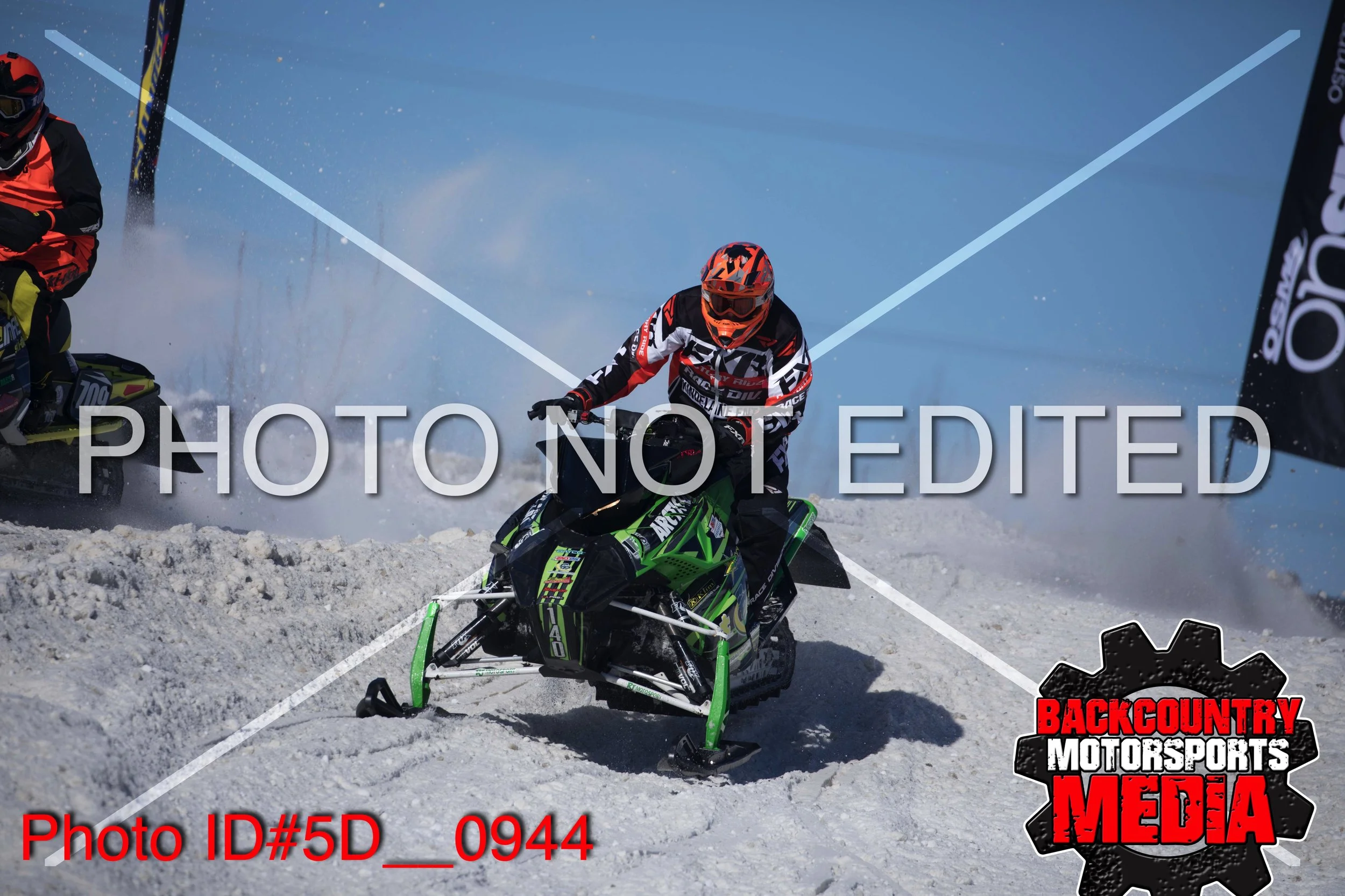 5D__0944-1.jpg