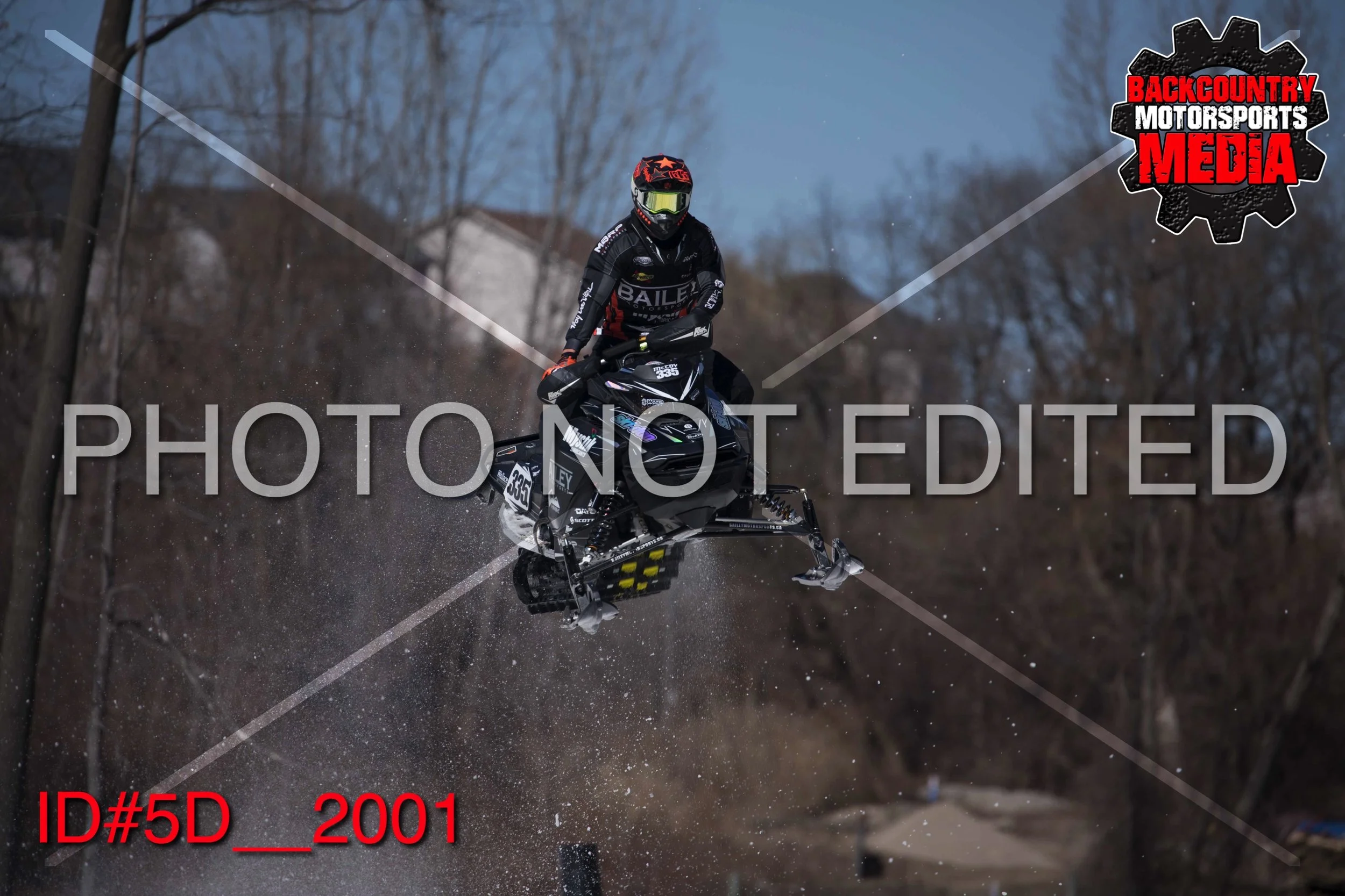 5D__2001.jpg