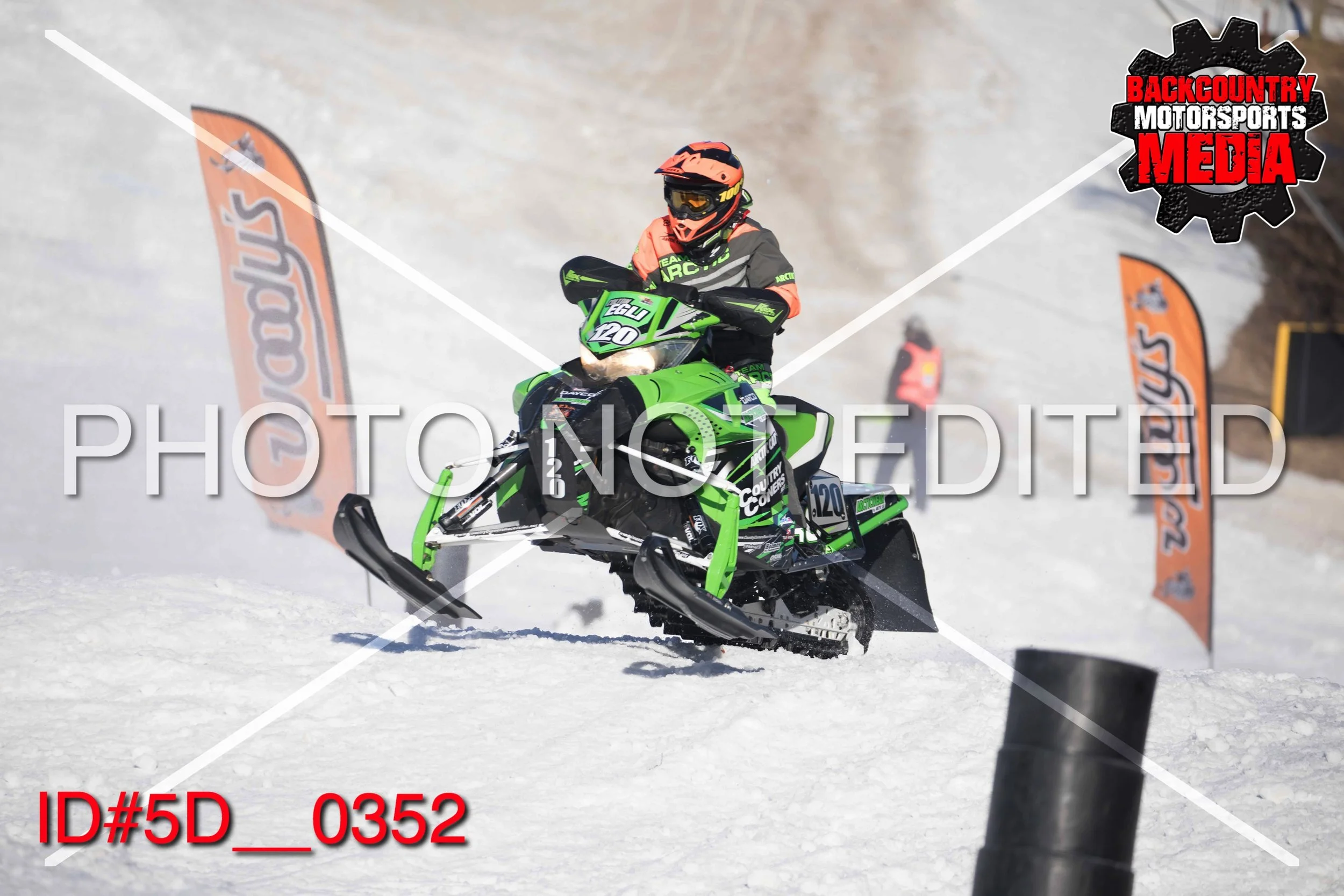 5D__0352.jpg