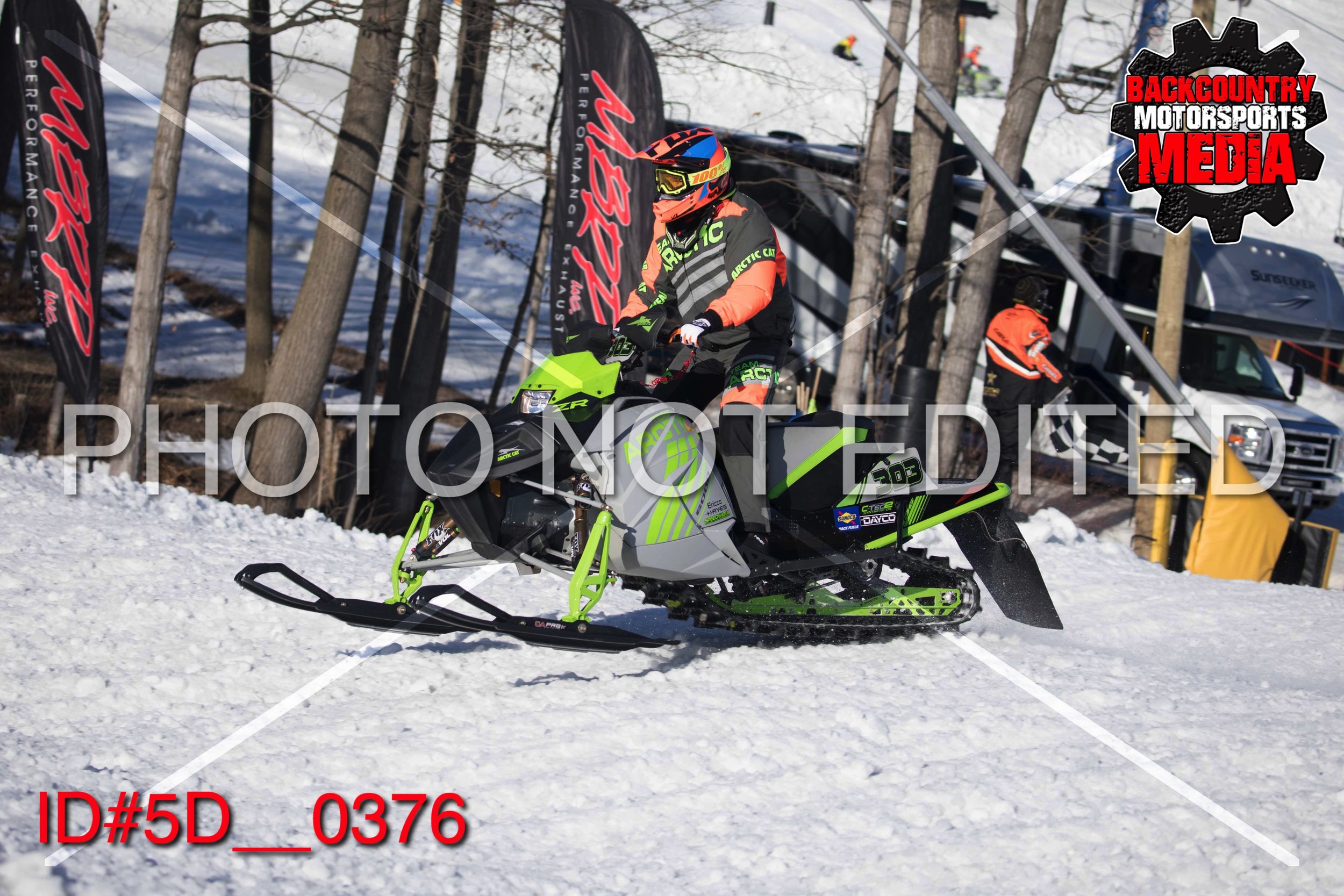 5D__0376.jpg