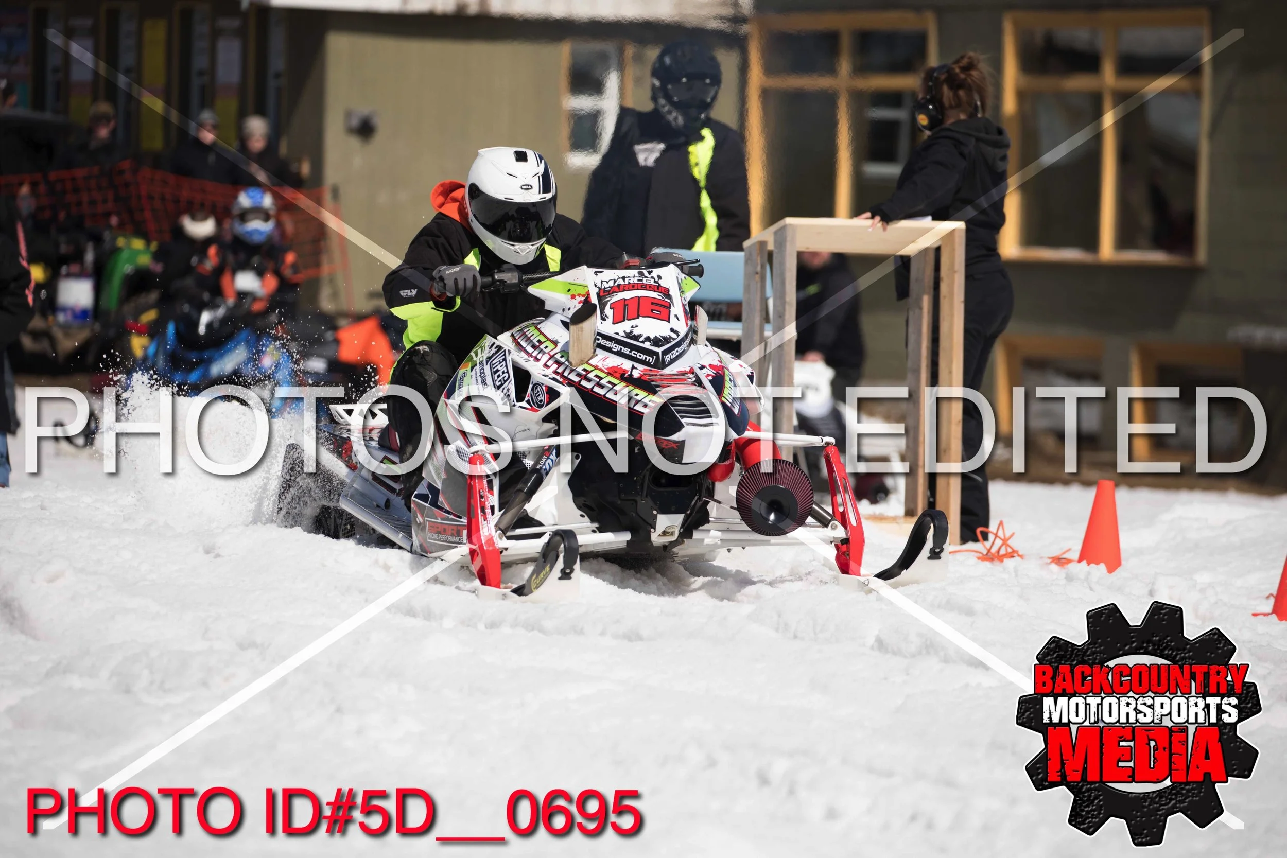 5D__0695.jpg