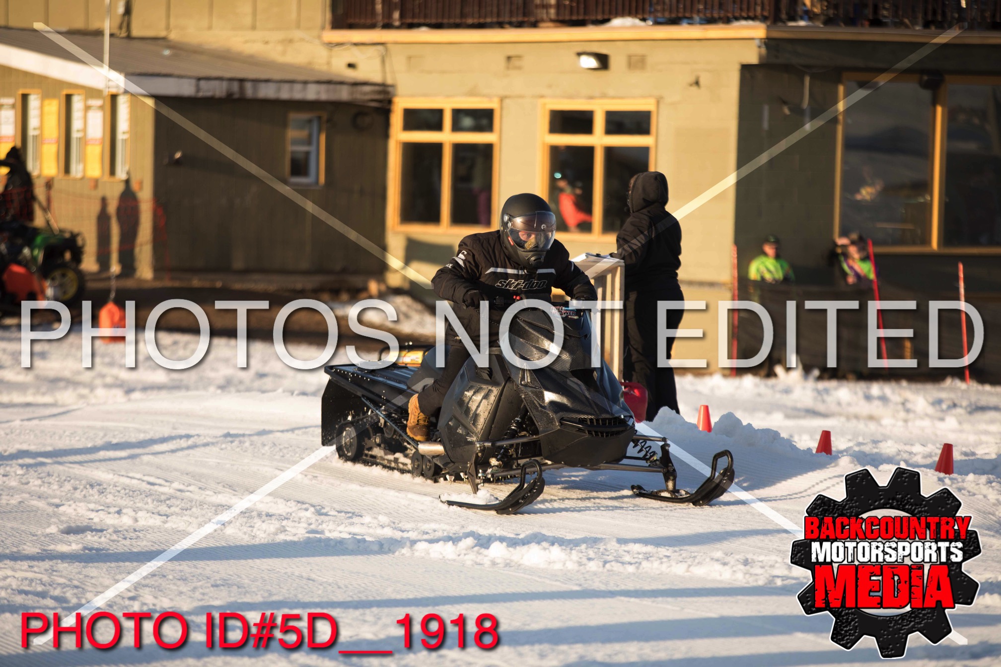 5D__1918.jpg
