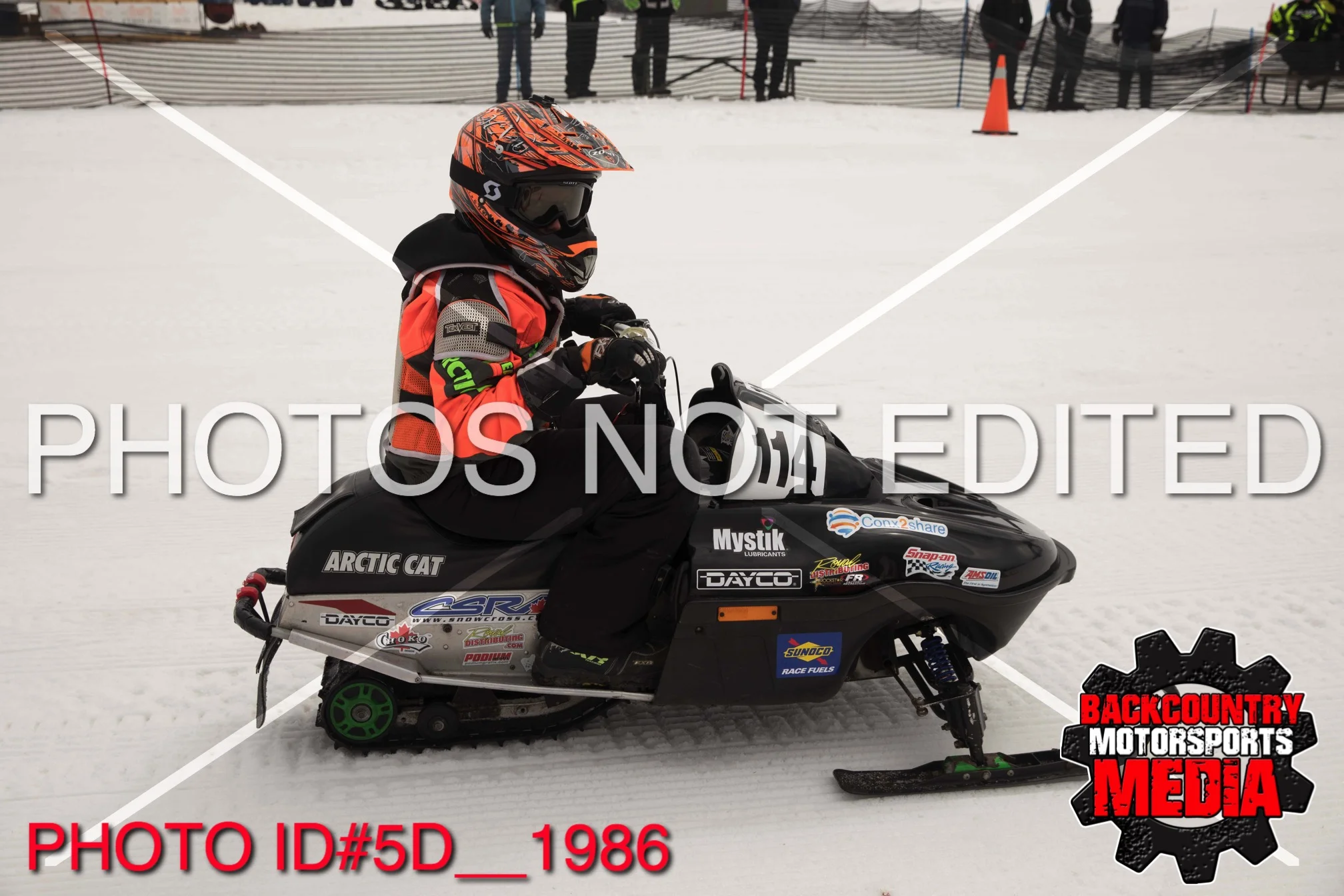 5D__1986.jpg