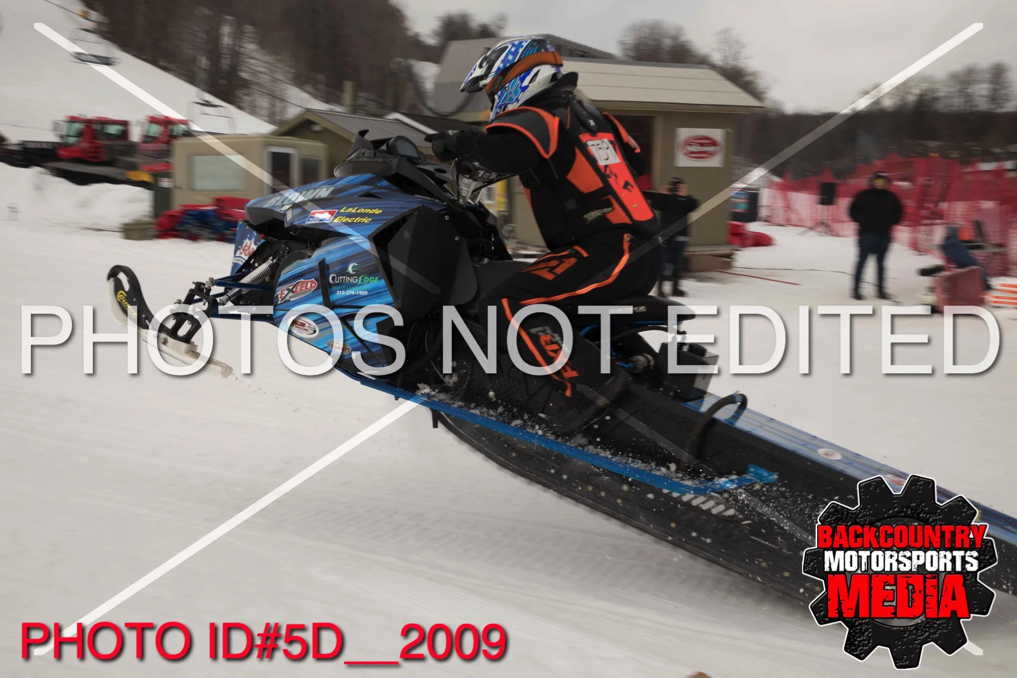 5D__2009.jpg
