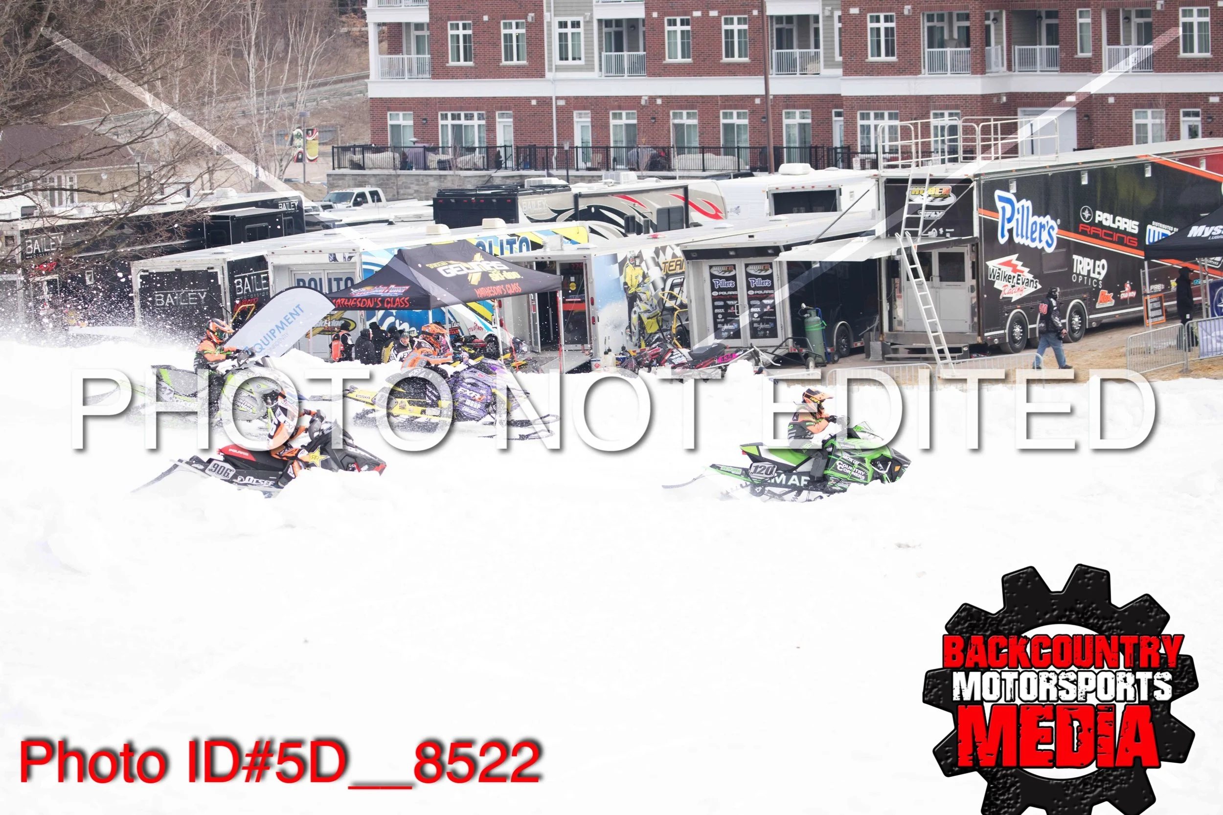 5D__8522.jpg