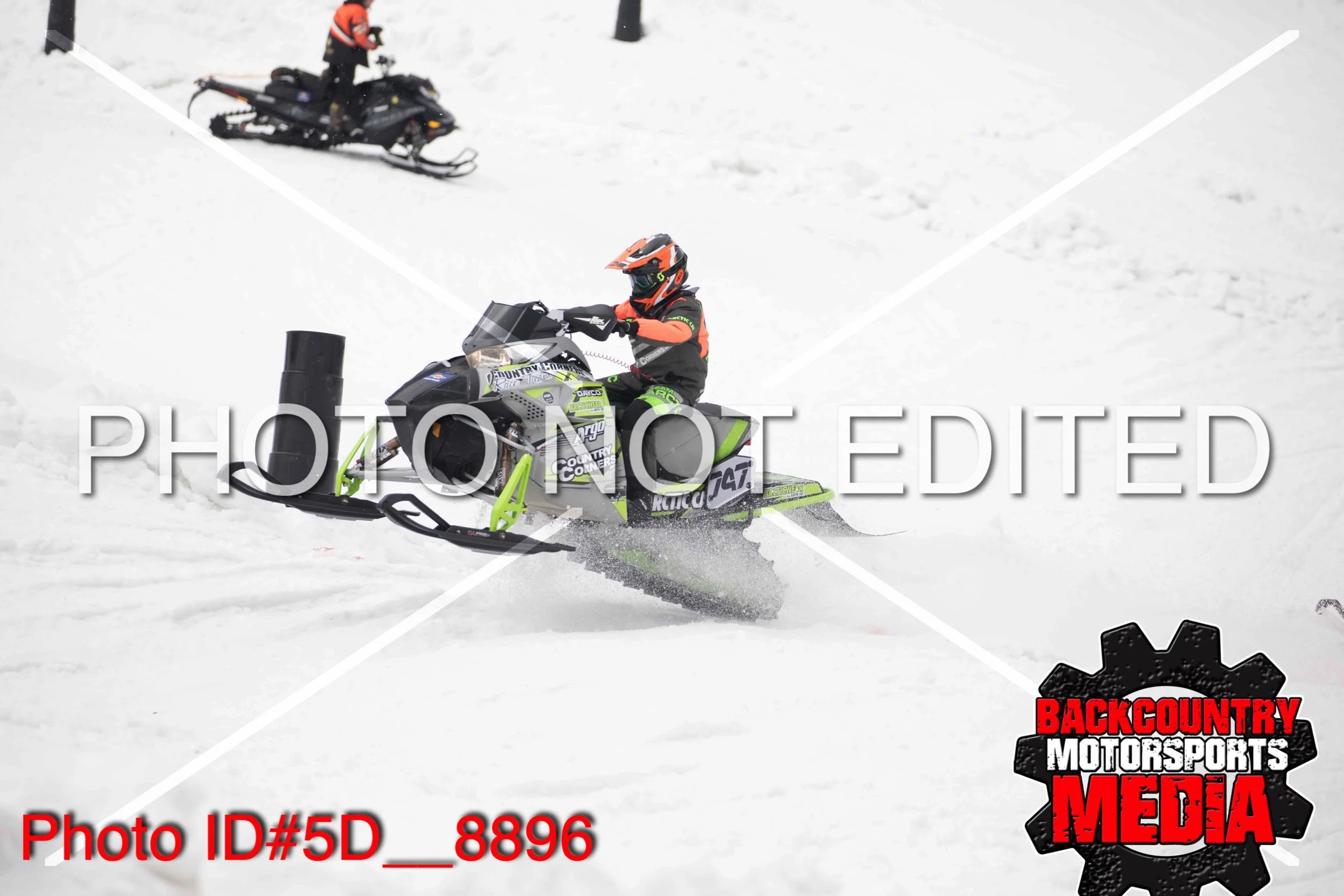 5D__8896.jpg