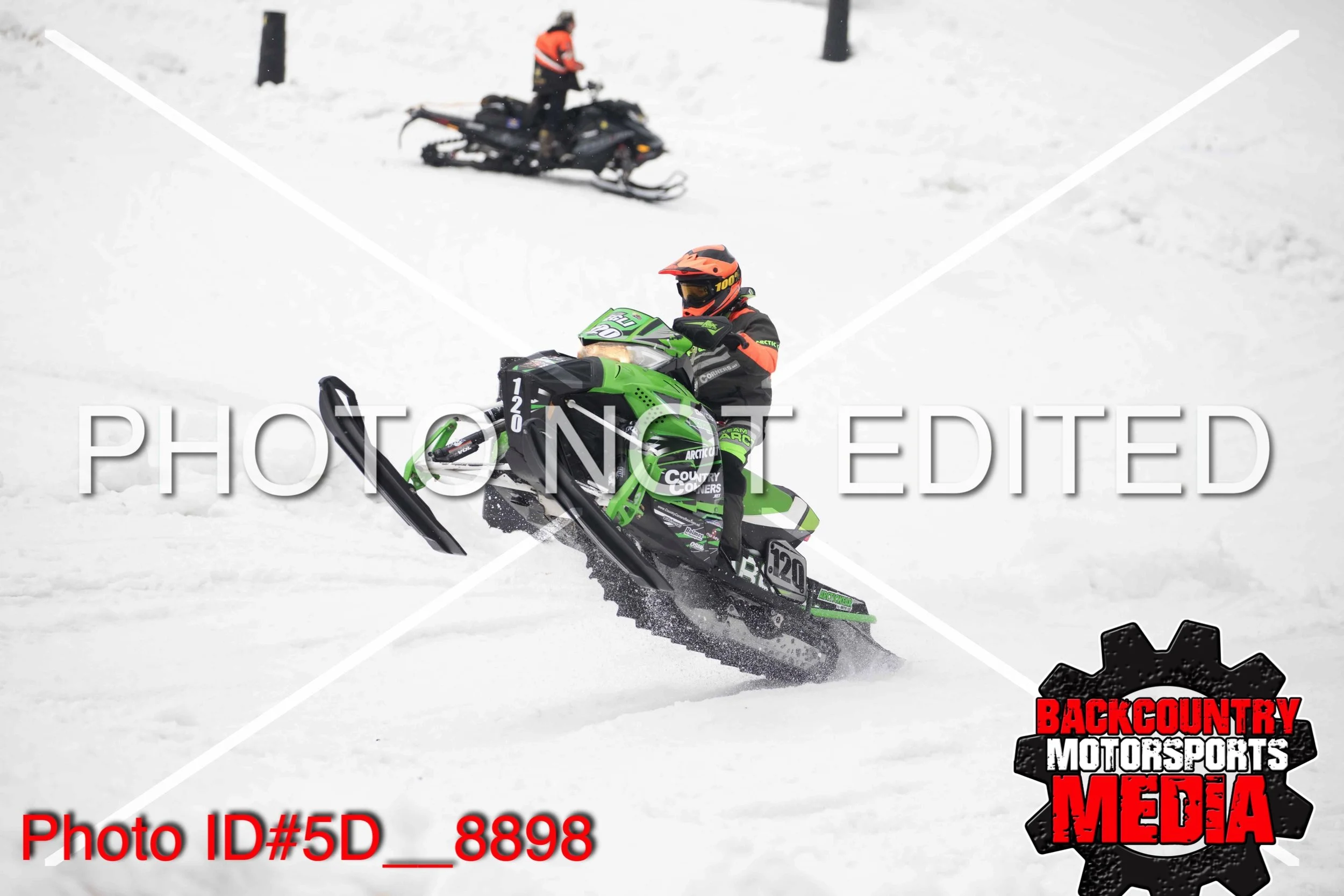 5D__8898.jpg