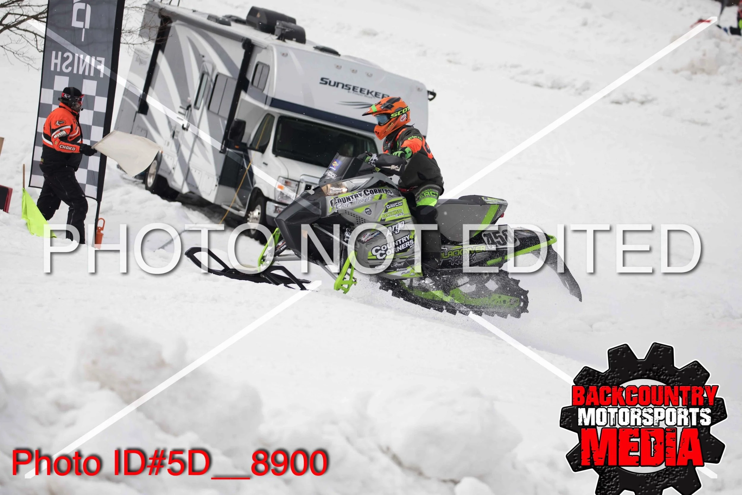 5D__8900.jpg