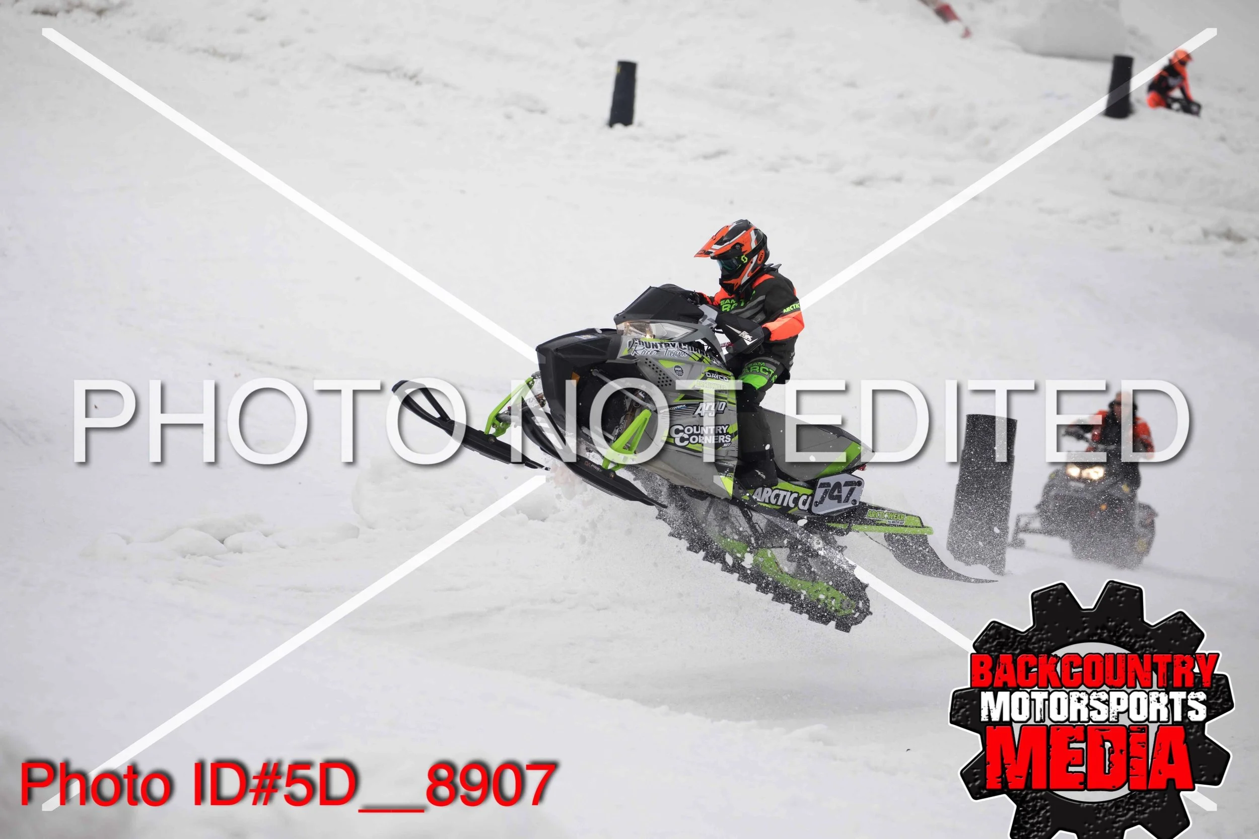 5D__8907.jpg