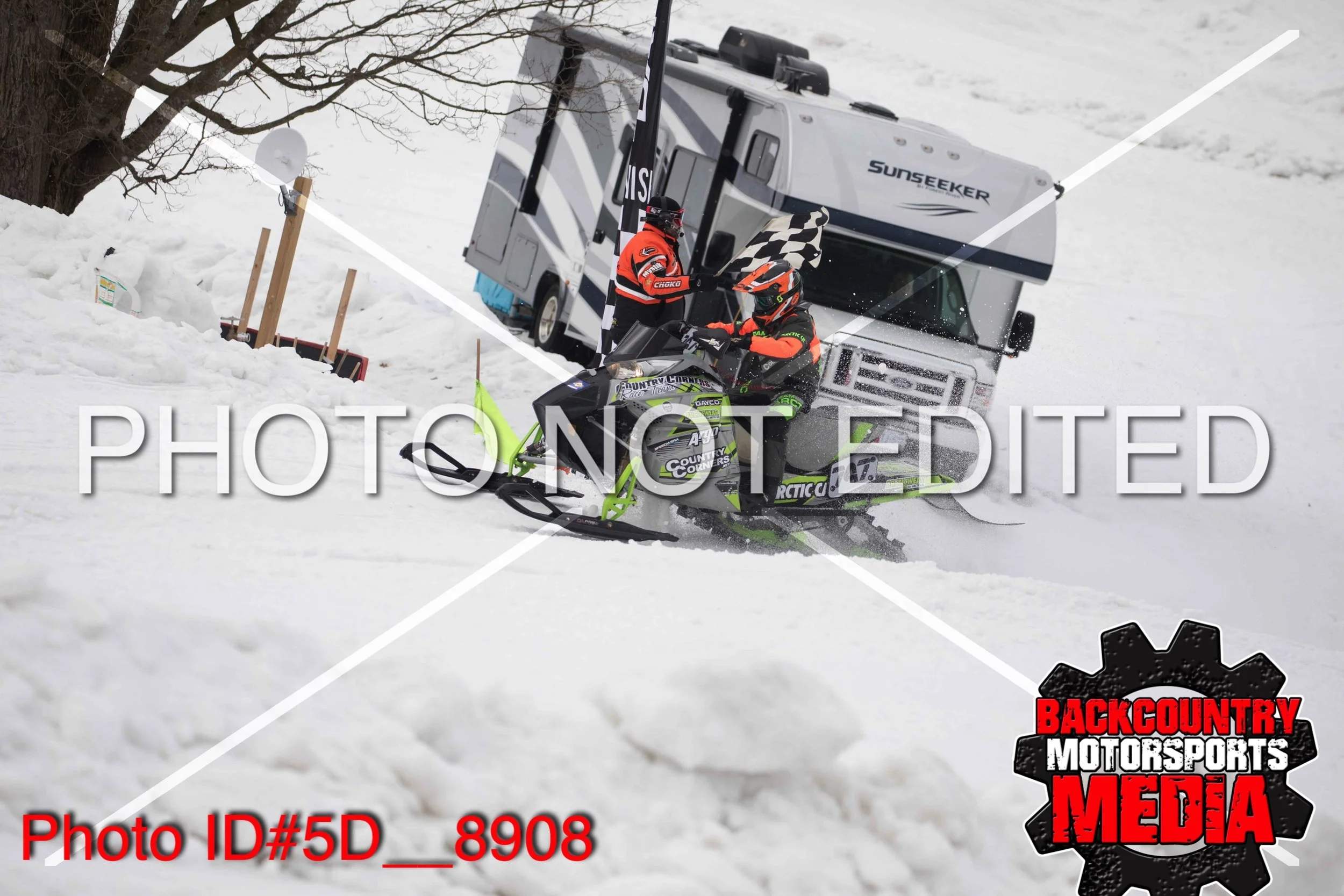5D__8908.jpg