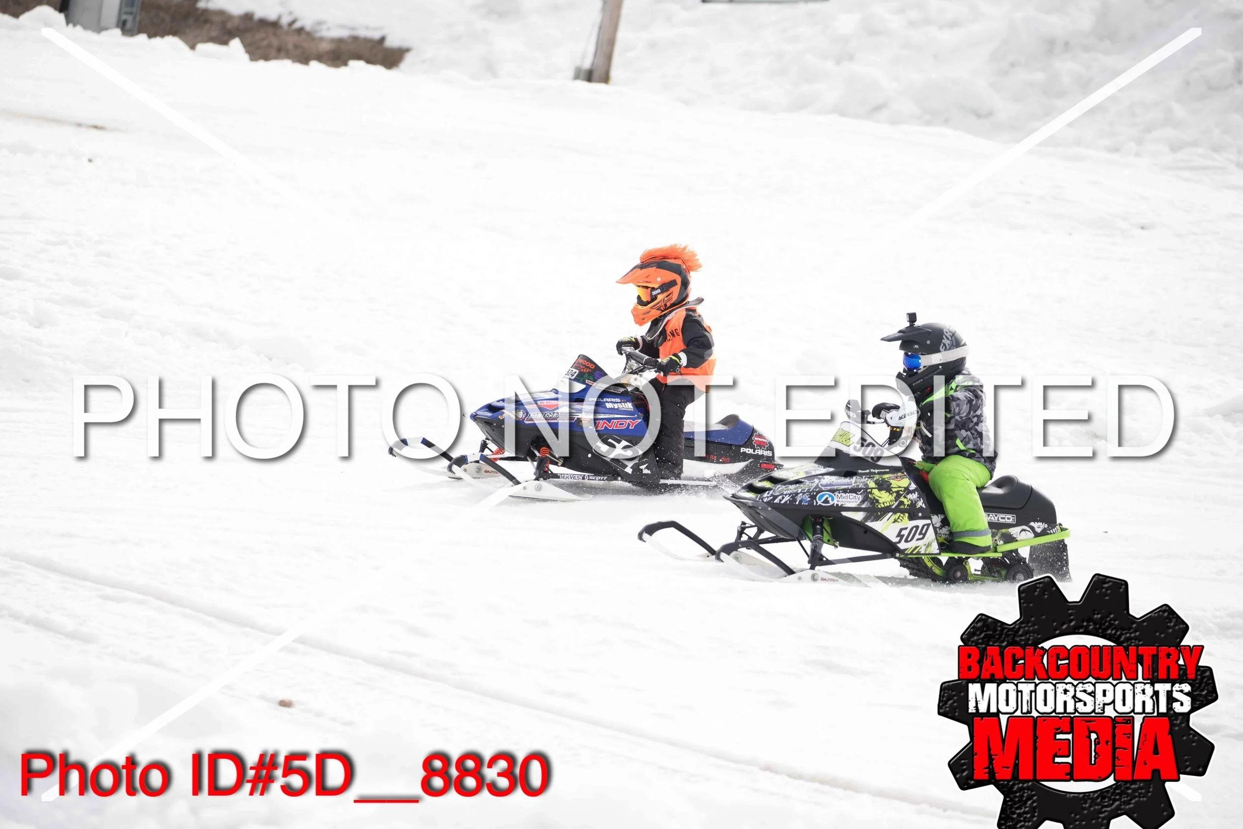 5D__8830.jpg