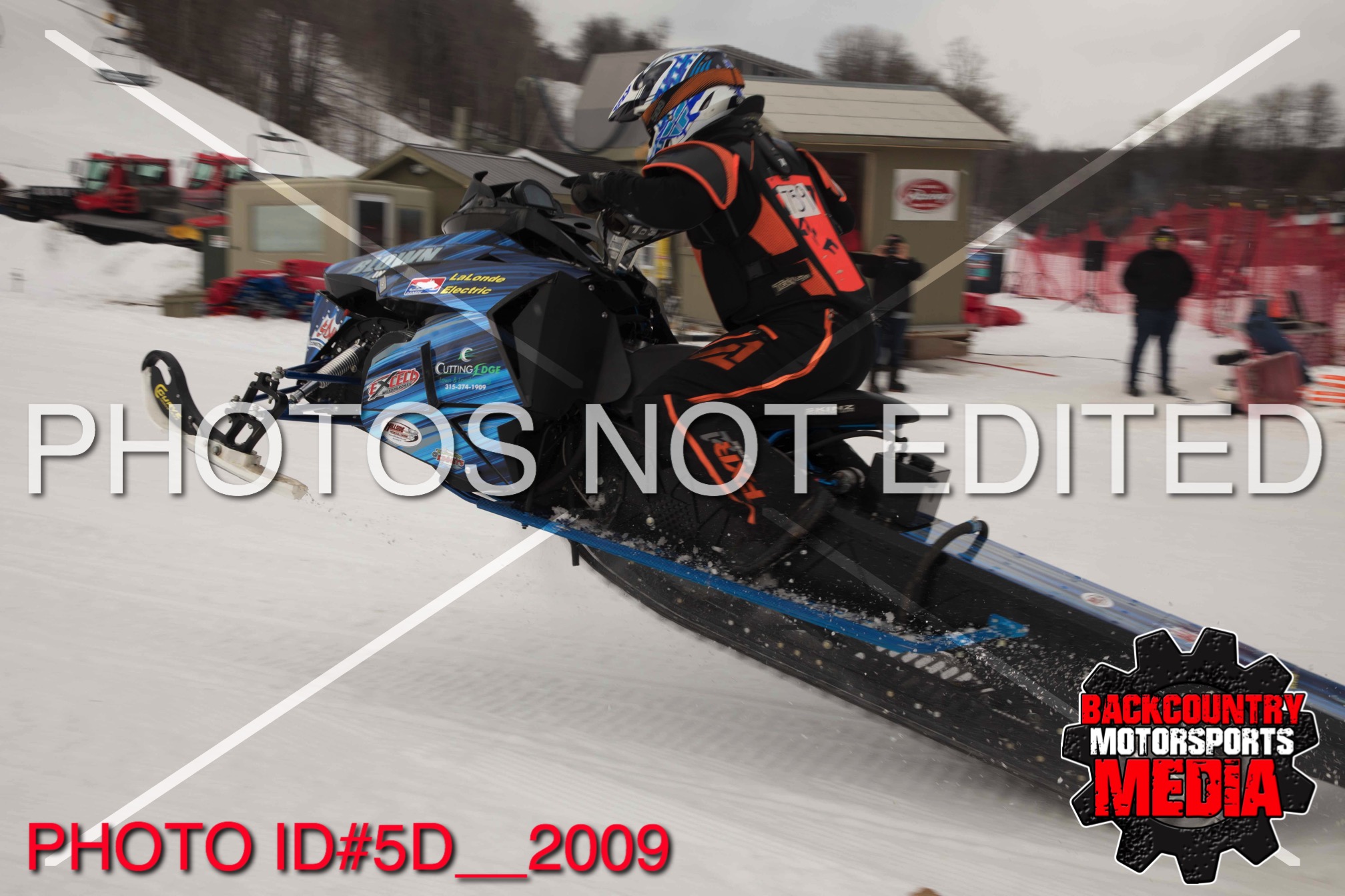 5D__2009.jpg