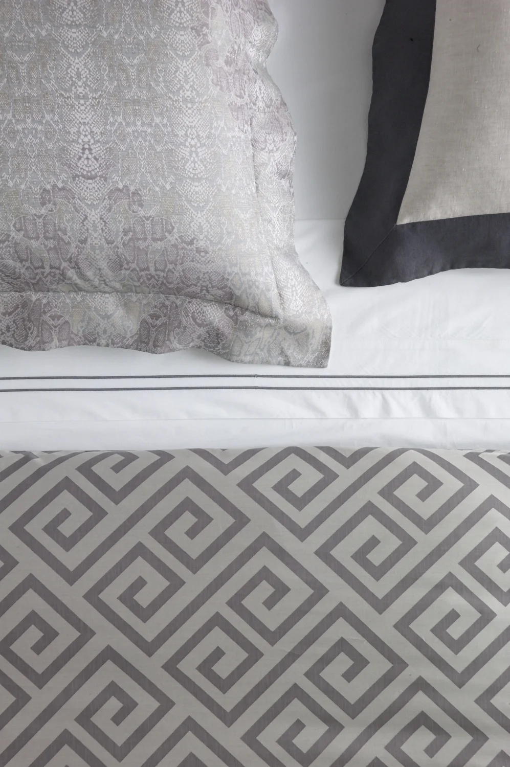 New_Traditional_Bedding_v3_00223.jpg