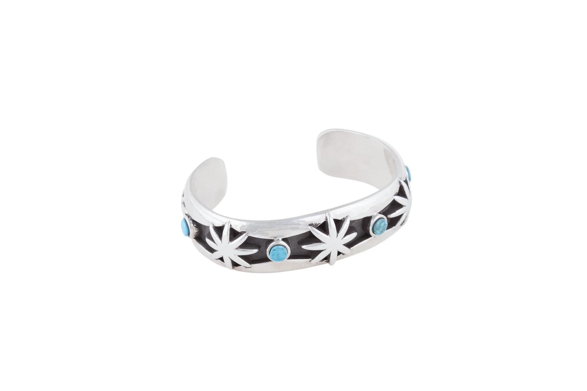 Dineh_Jewelry-15.jpg