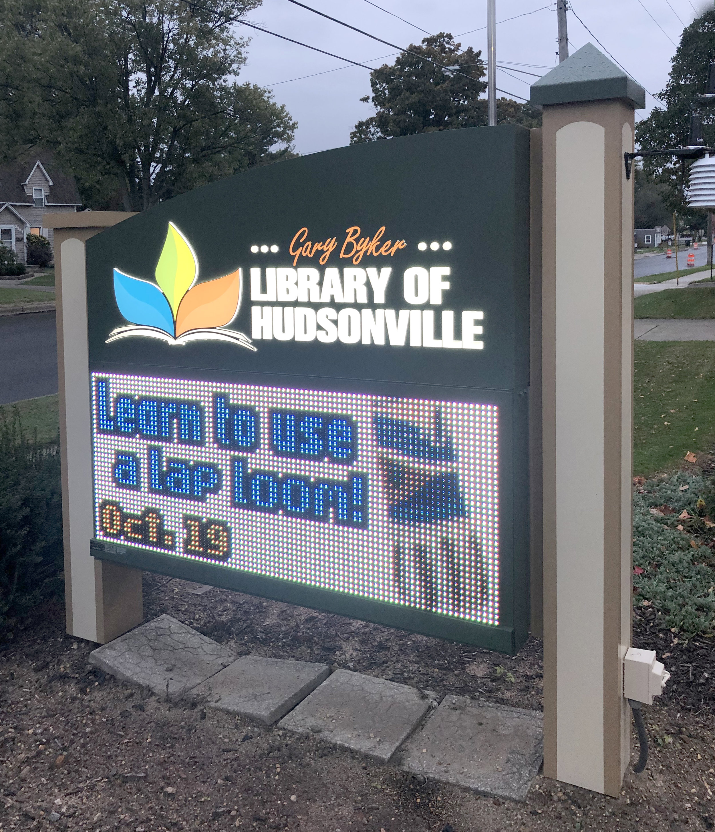 Hudsonville Library.jpg