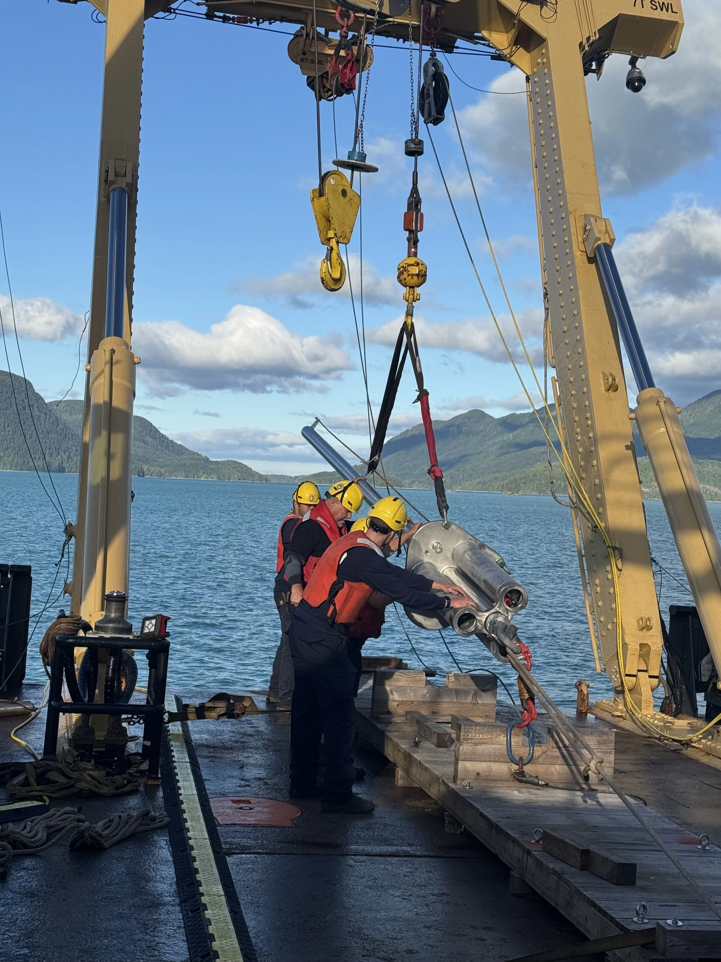  Heat flow probe launch from the CCCGS JP Tully. 
