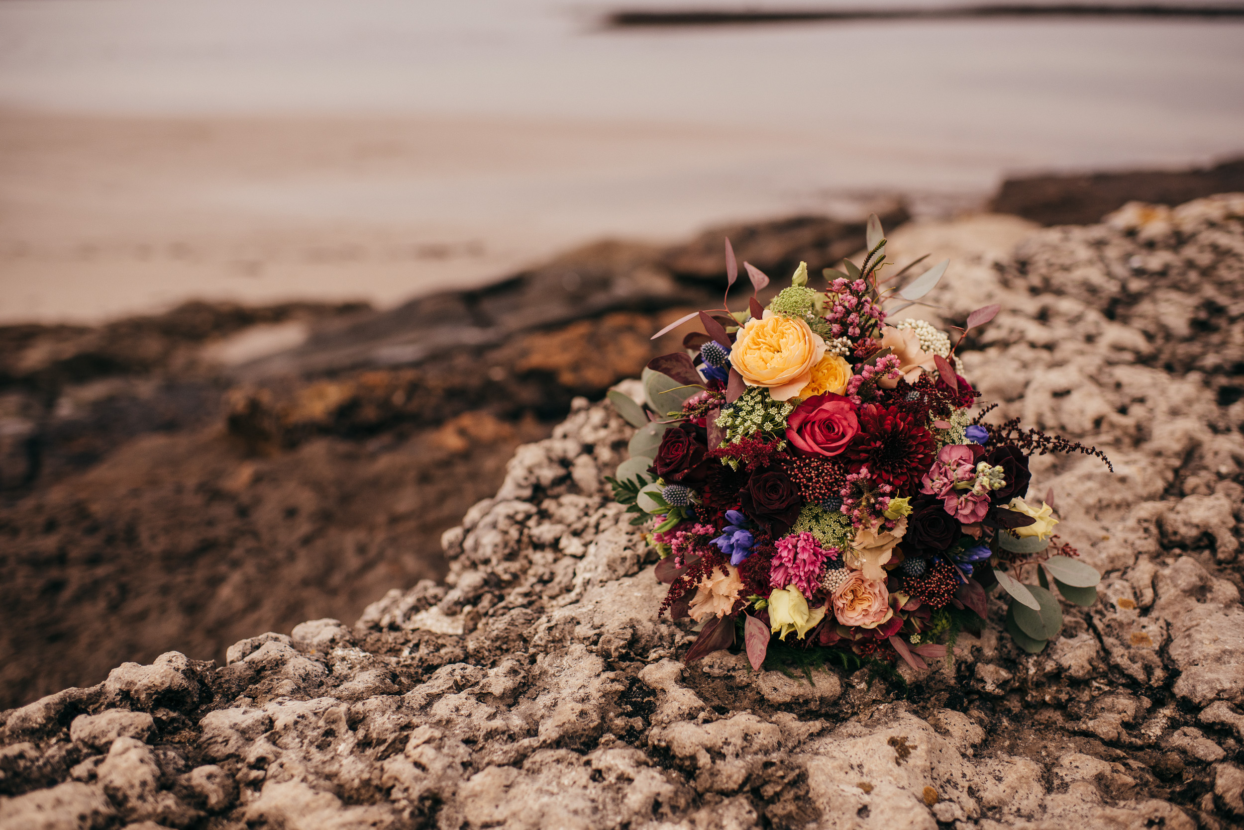 Autumnal wedding flowers