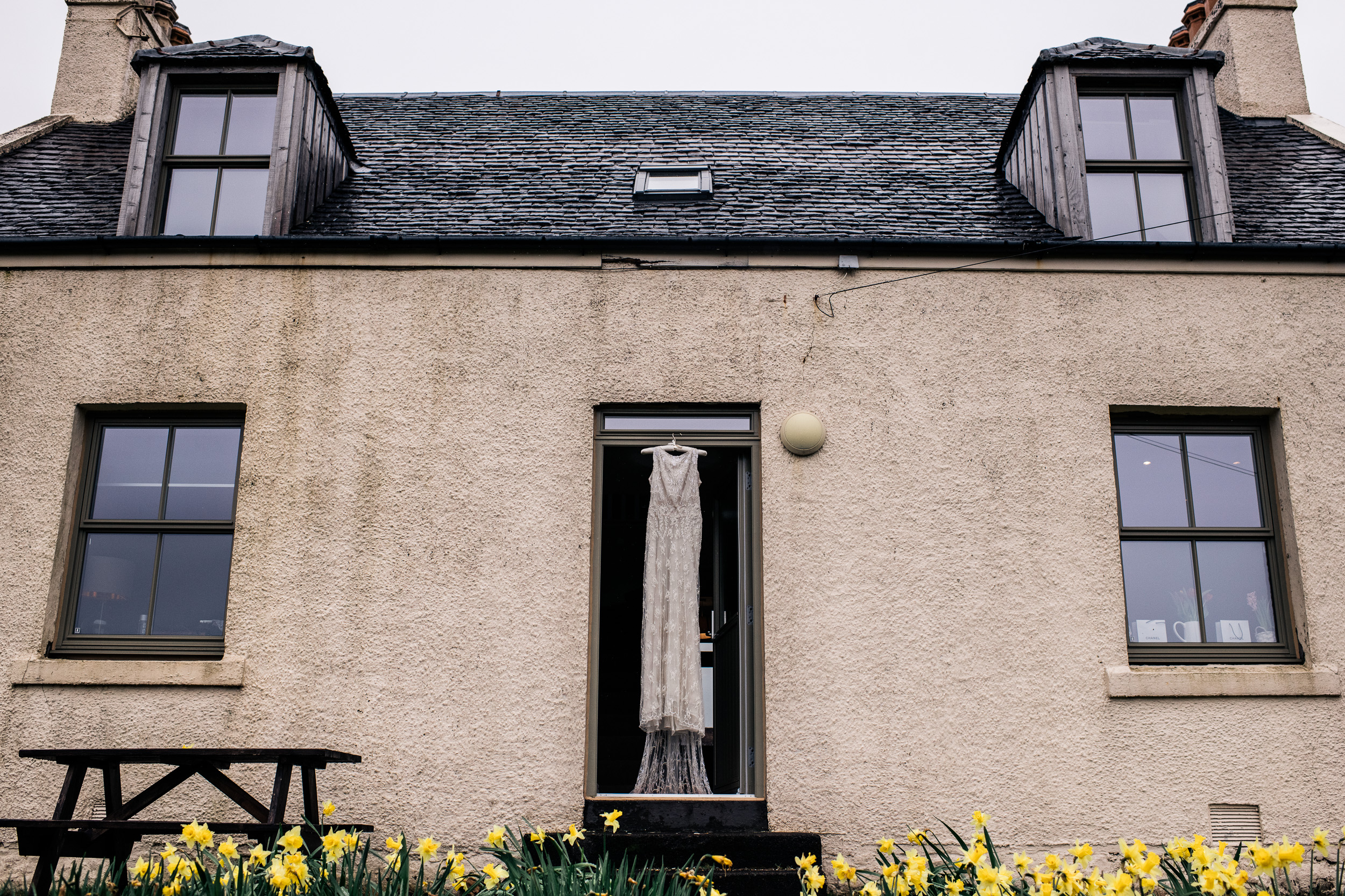 Wedding dress Skye elopement