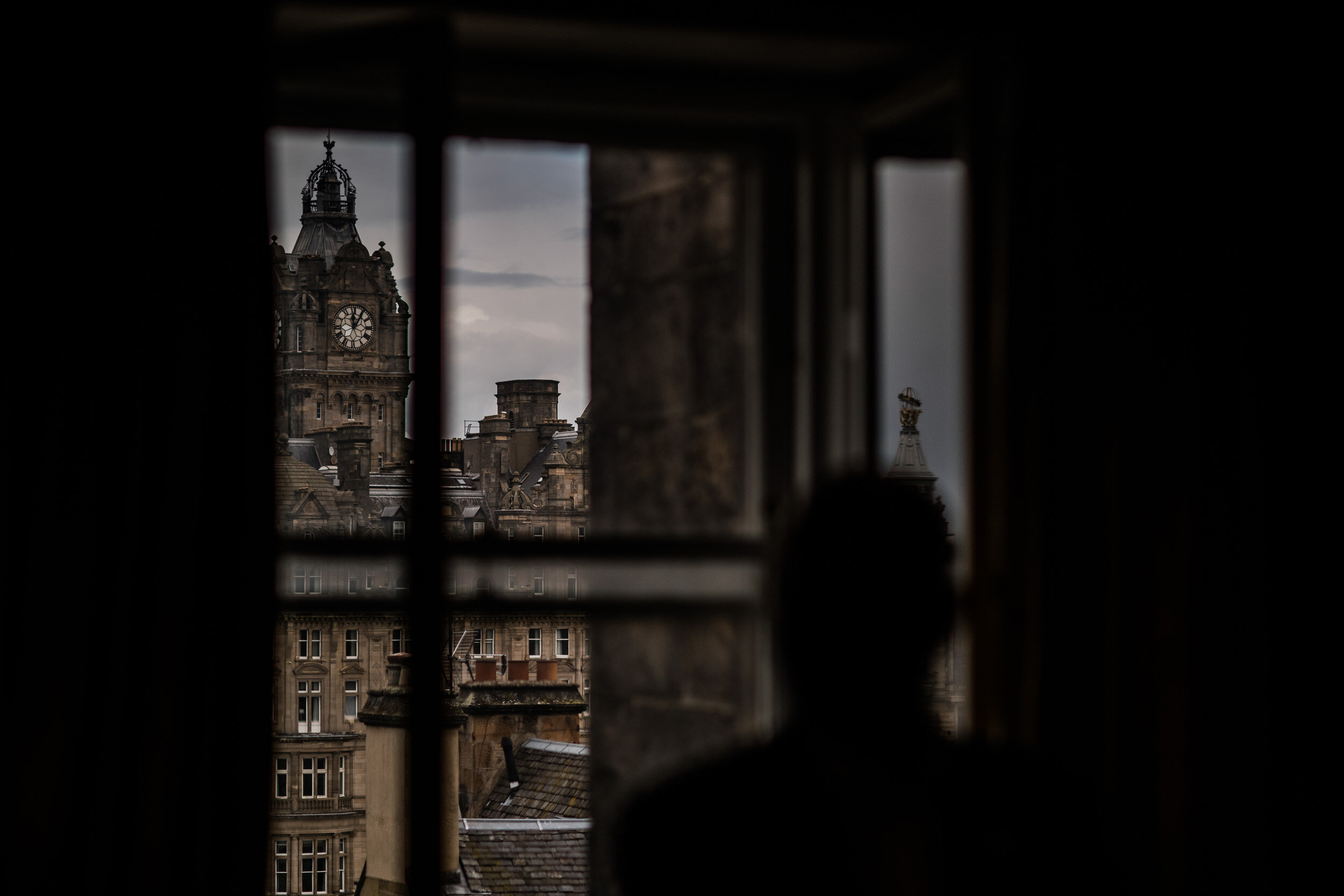 Edinburgh Elopement Photographer18.jpg