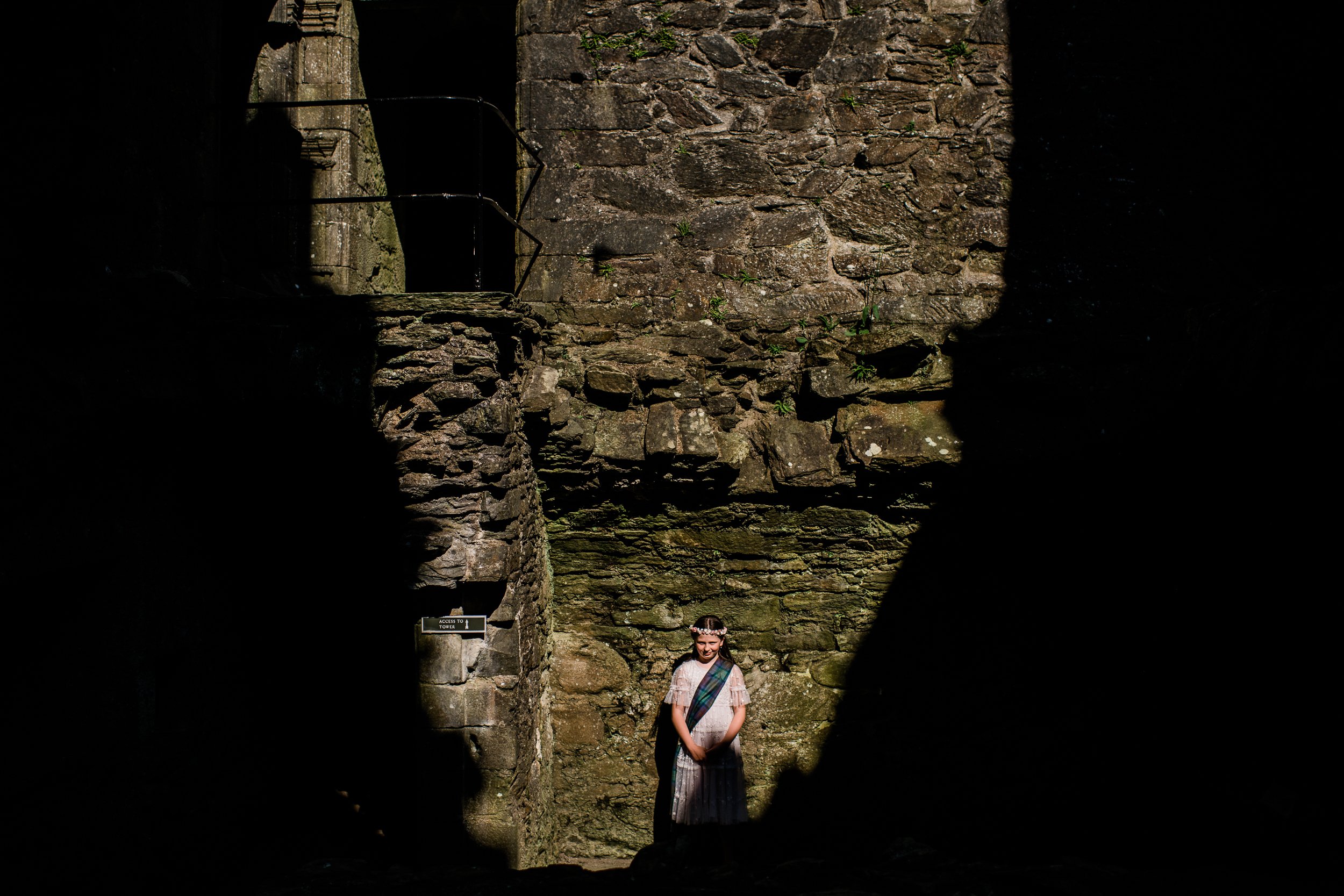Kilmartin Castle Wedding-39.jpg