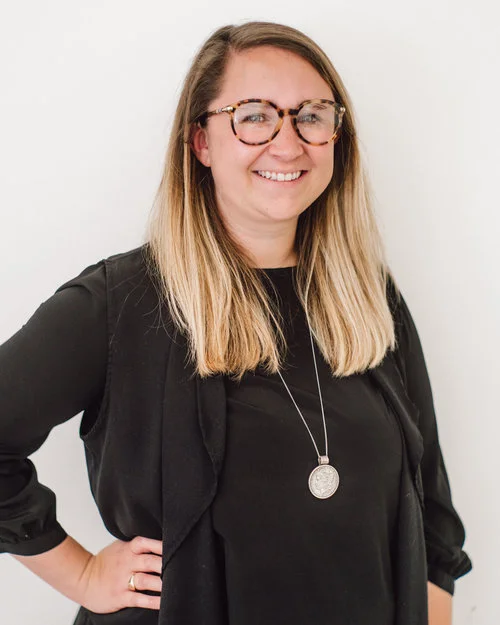 From the Desk of: Cece Quinn, Freelance Copywriter and Brand Strategist