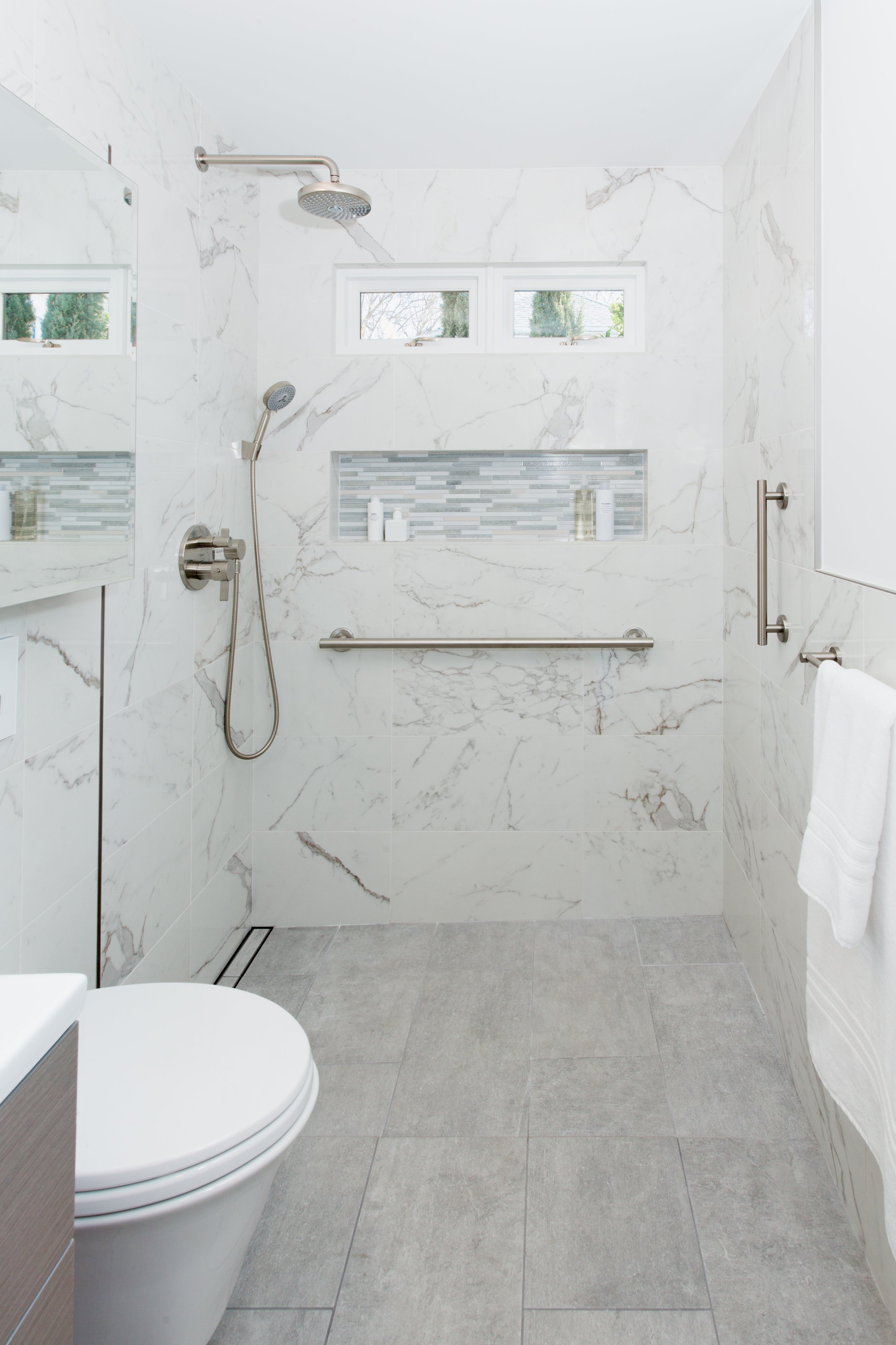 Pey 09 Bath1.jpg