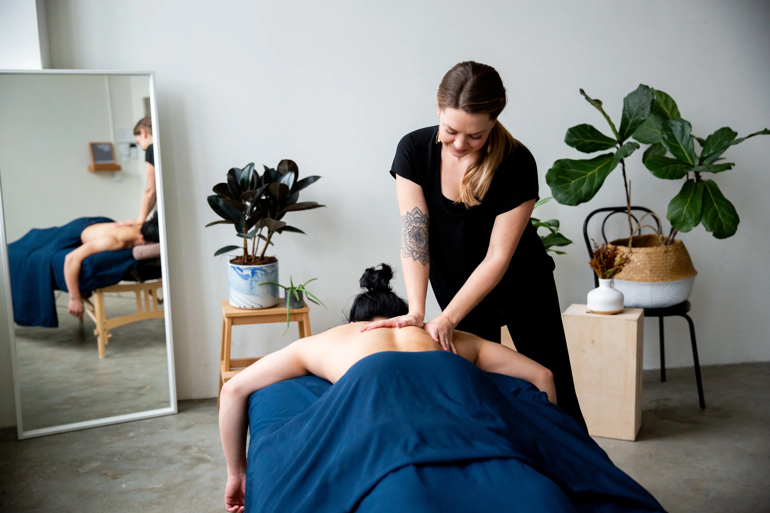 Nicole_Massage_-6.jpg