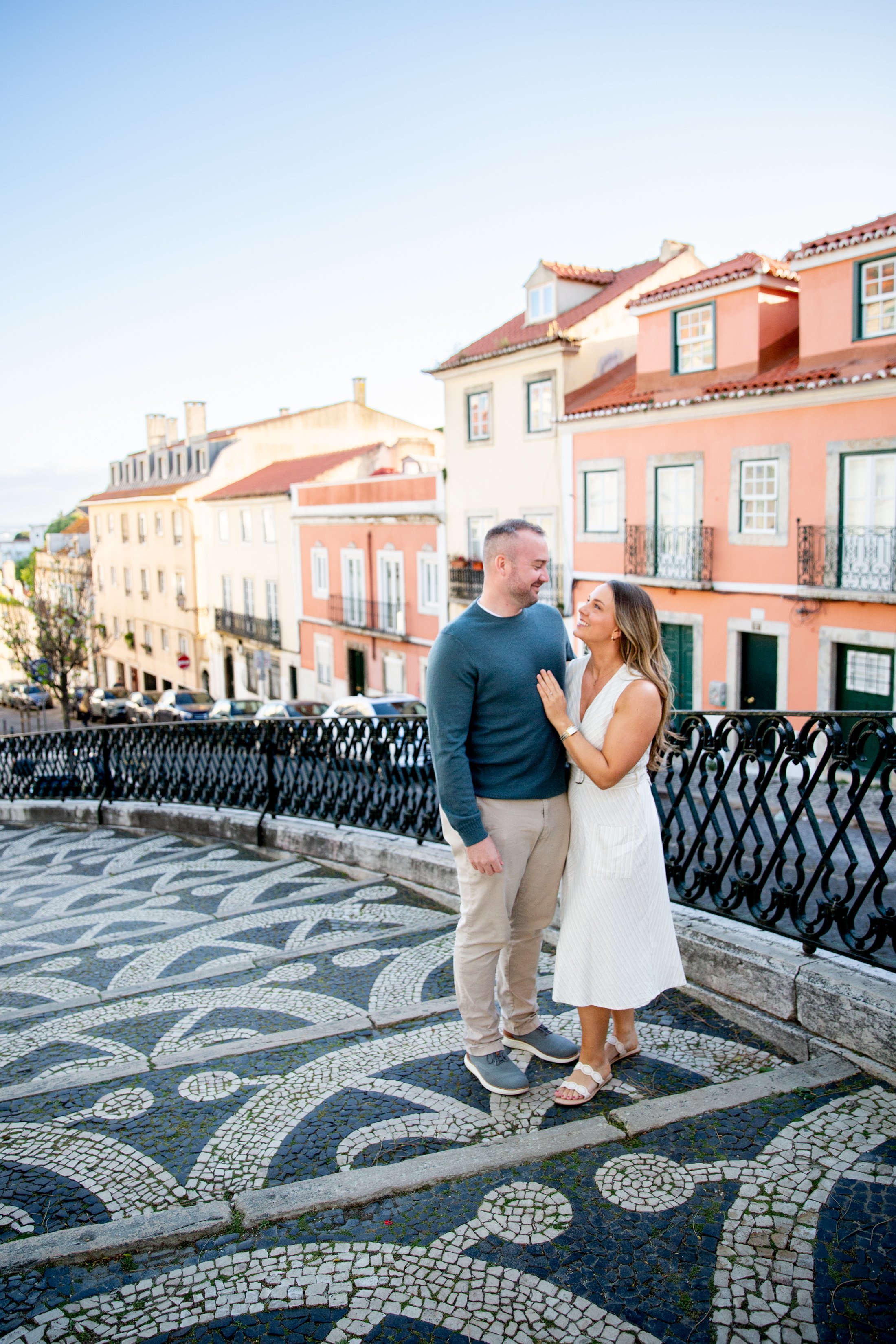 Lisbon couples portrait (Copy)