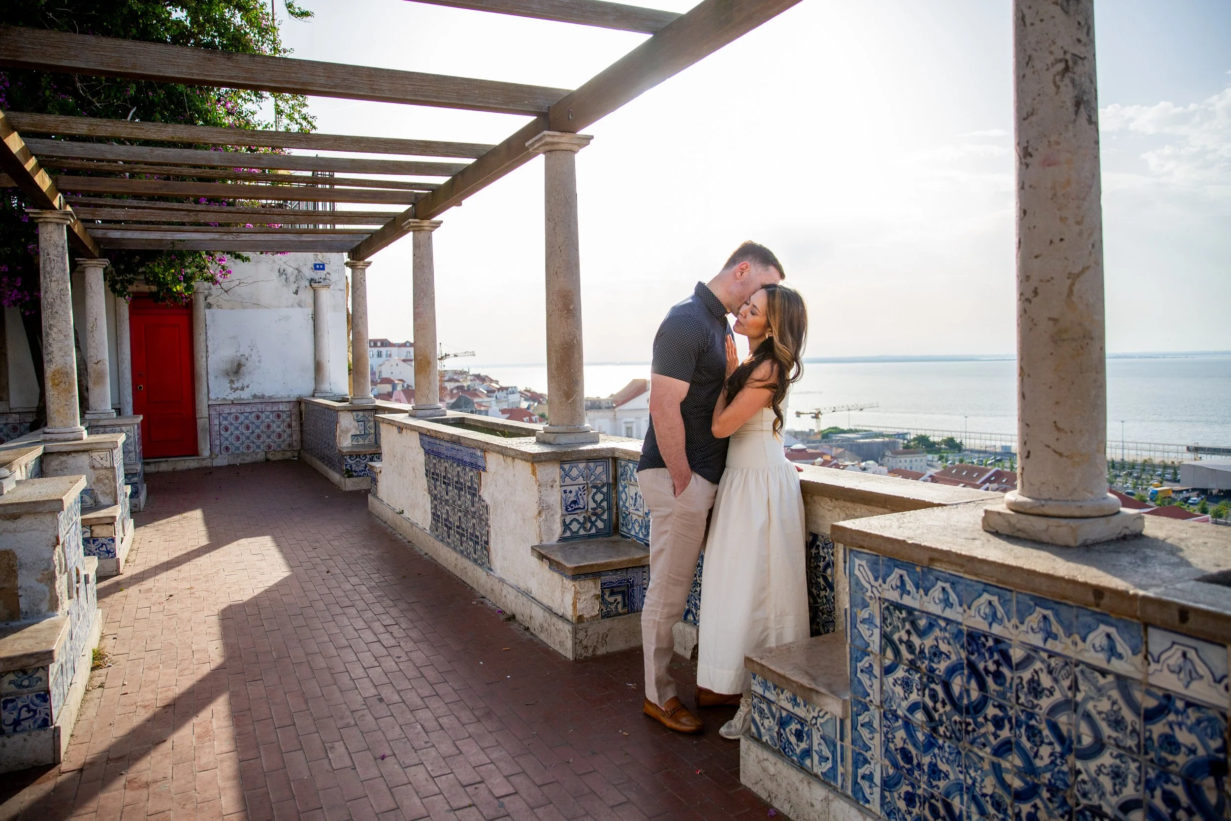 Engagement photoshoot in Alfama