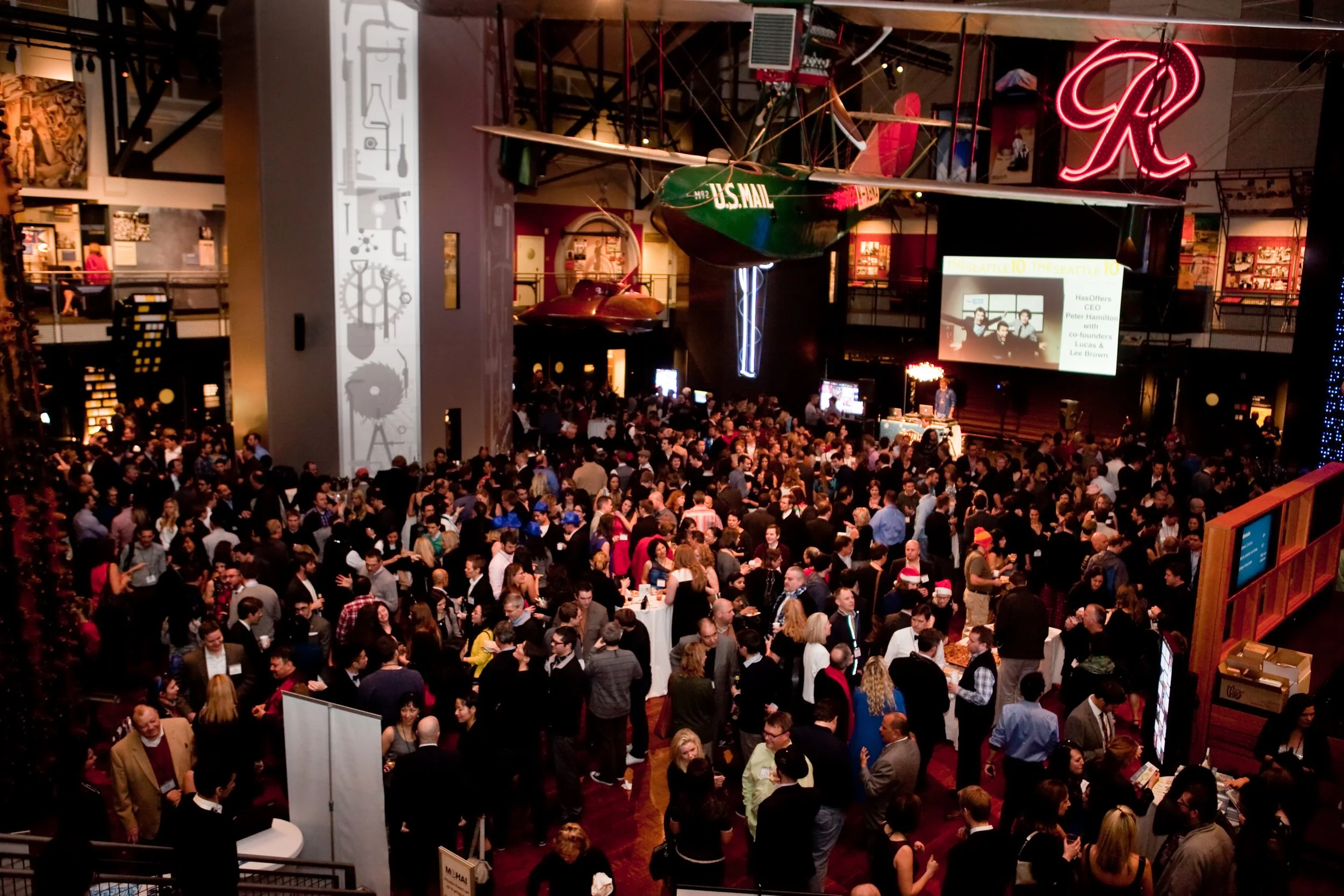 Professional photography from a wine tasting event in Lisbon featuring guests enjoying an experience hosted by a wine producer. Event photography captures the people, atmosphere, and brand experience behind memorable wine events and tastings.