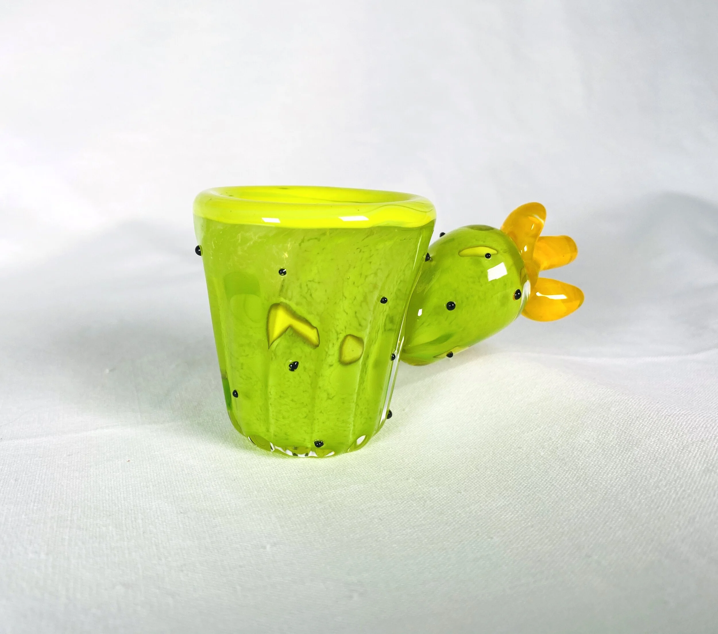 Yellow Tuna Shot Glass Uno